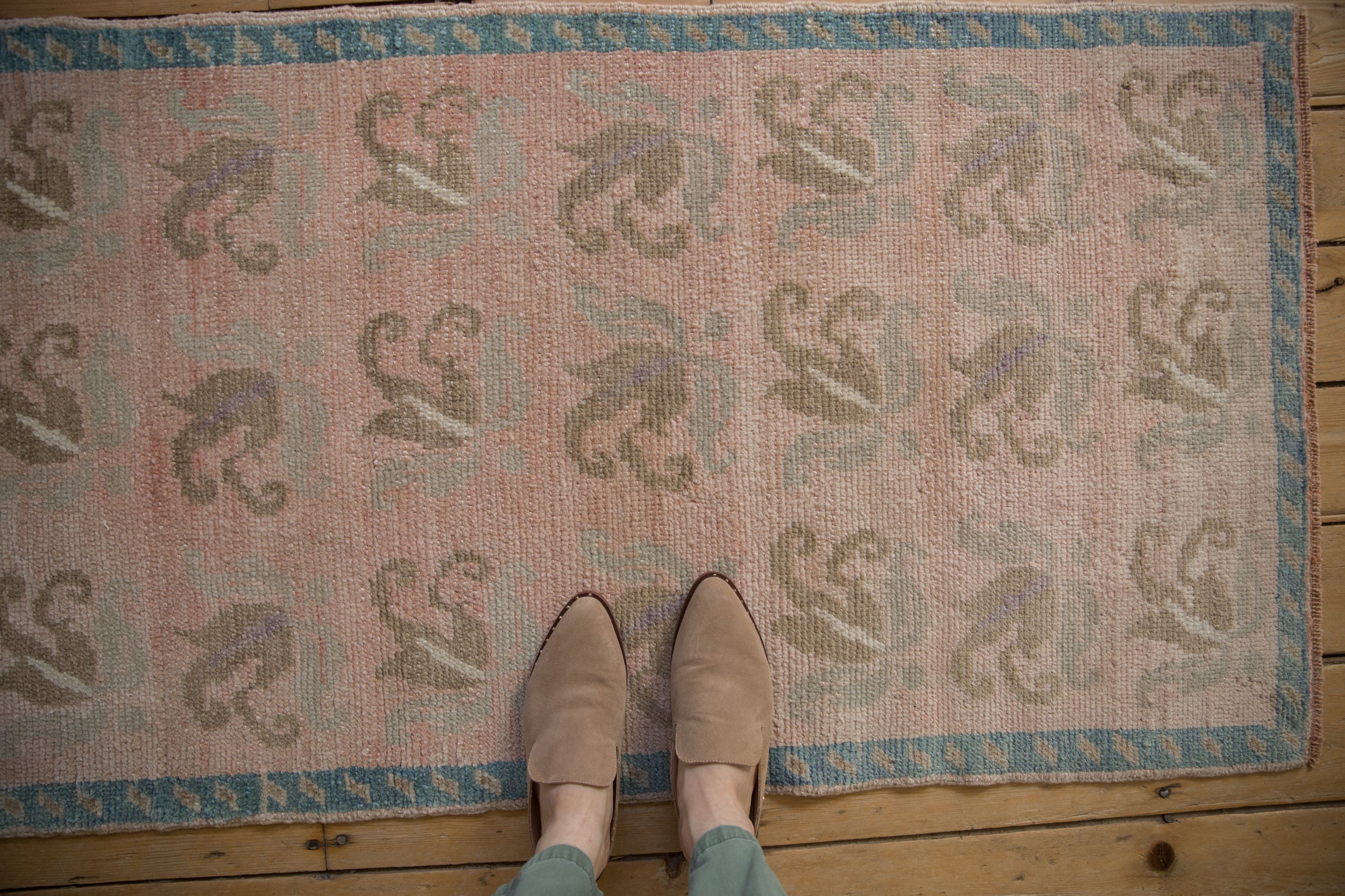 2.5x4.5 Vintage Distressed Oushak Rug