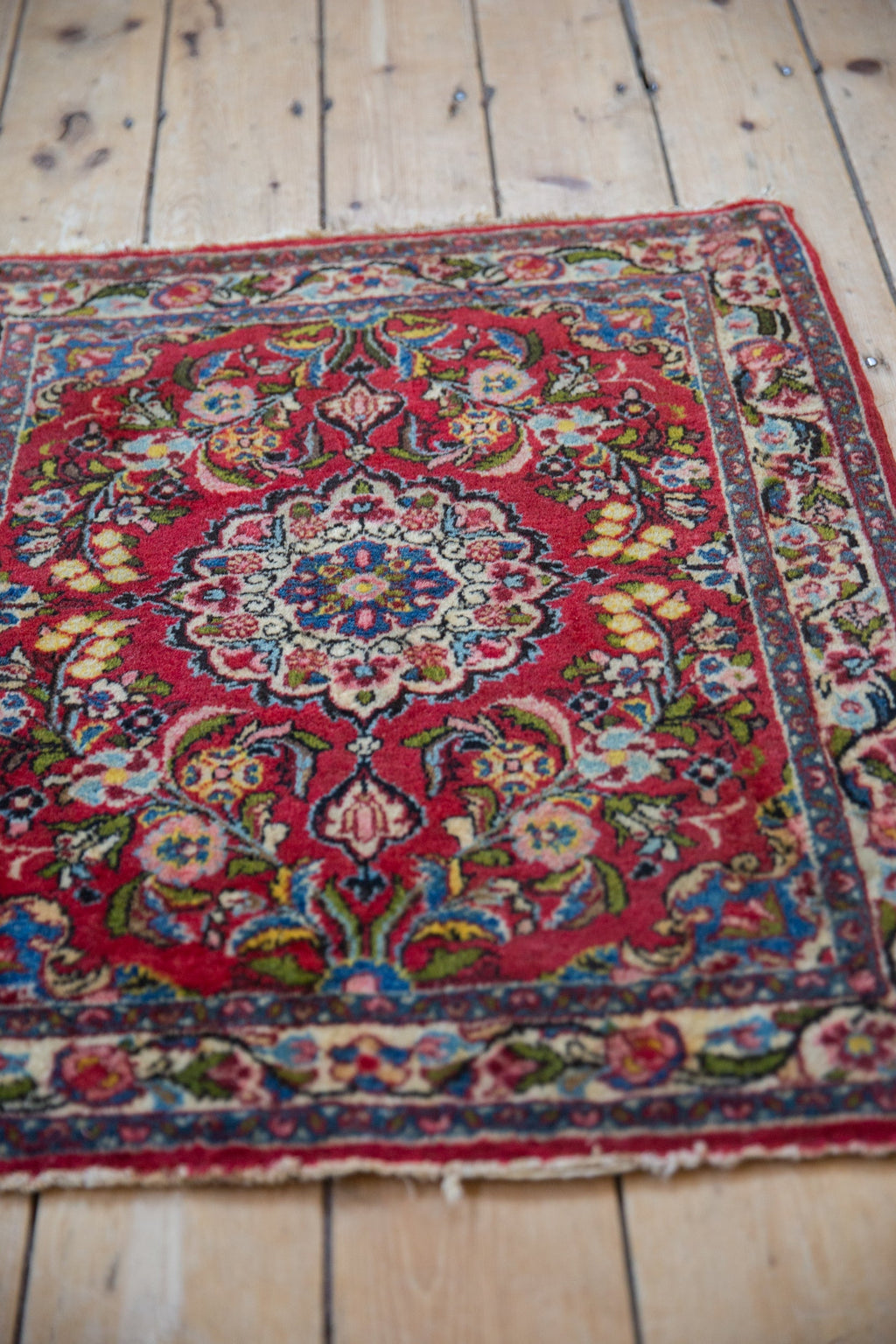 2.5x2.5 Vintage Qazvin Square Rug Mat