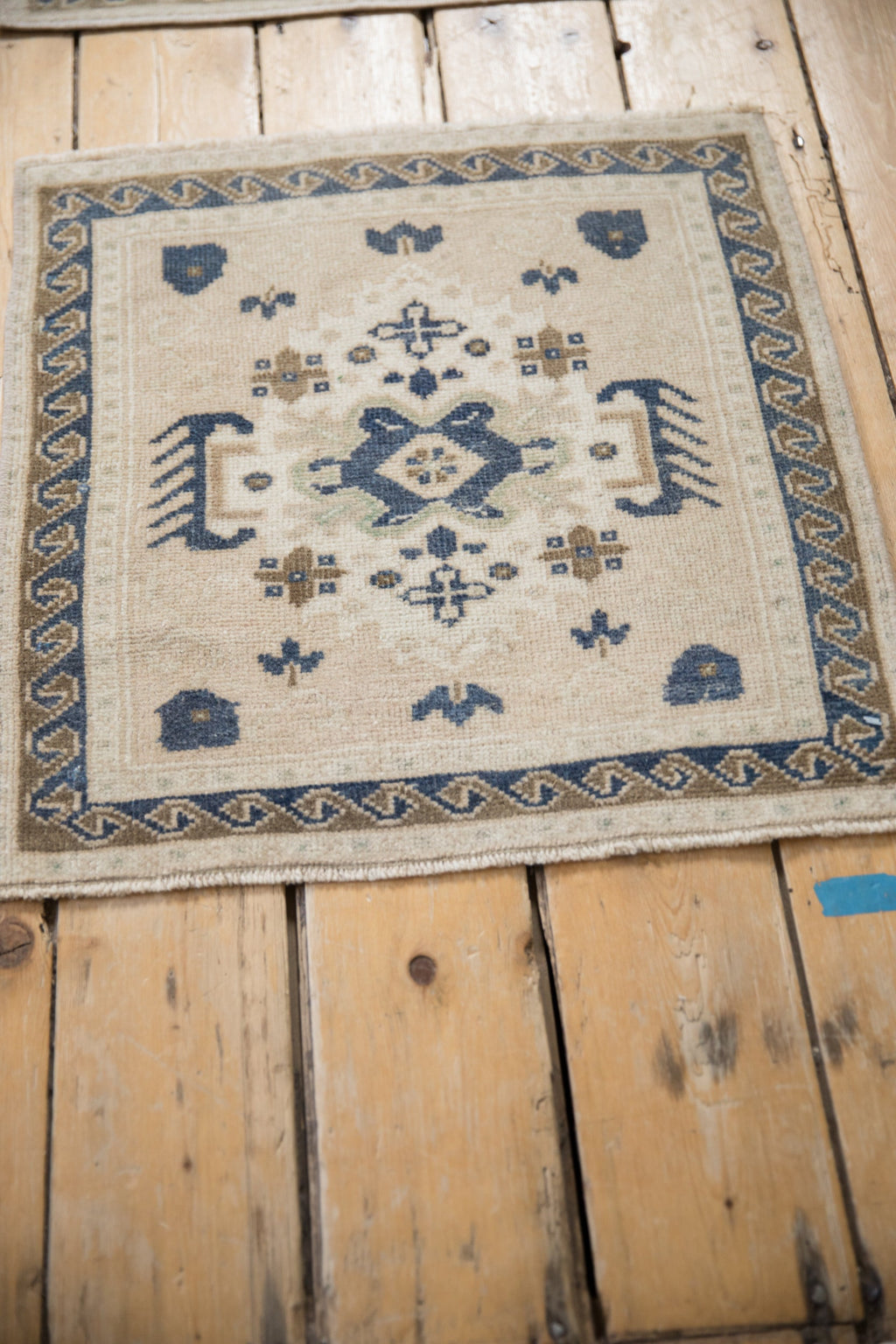2x2 Vintage Distressed Oushak Square Rug Mat