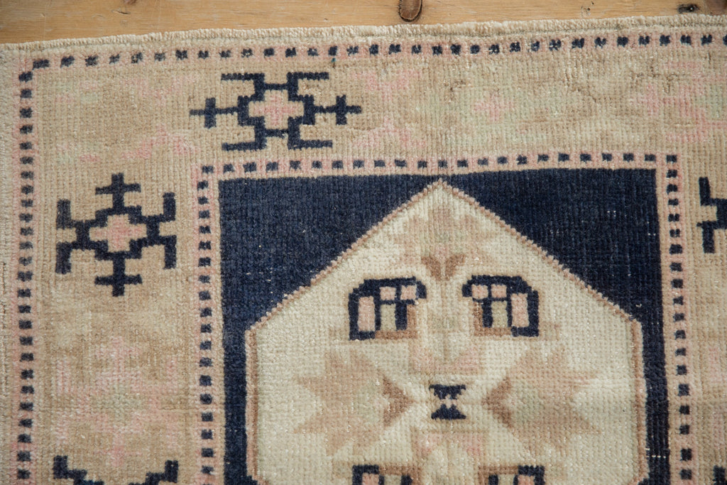 1.5x2 Vintage Distressed Oushak Square Rug Mat