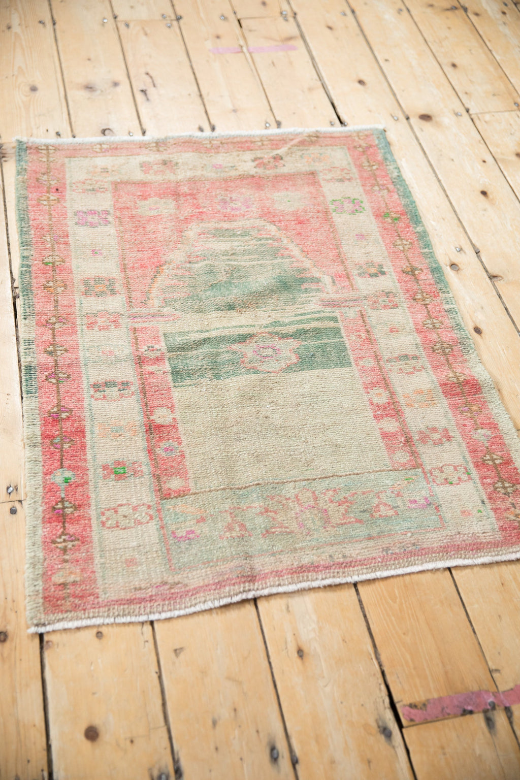 2.5x3.5 Vintage Distressed Oushak Rug