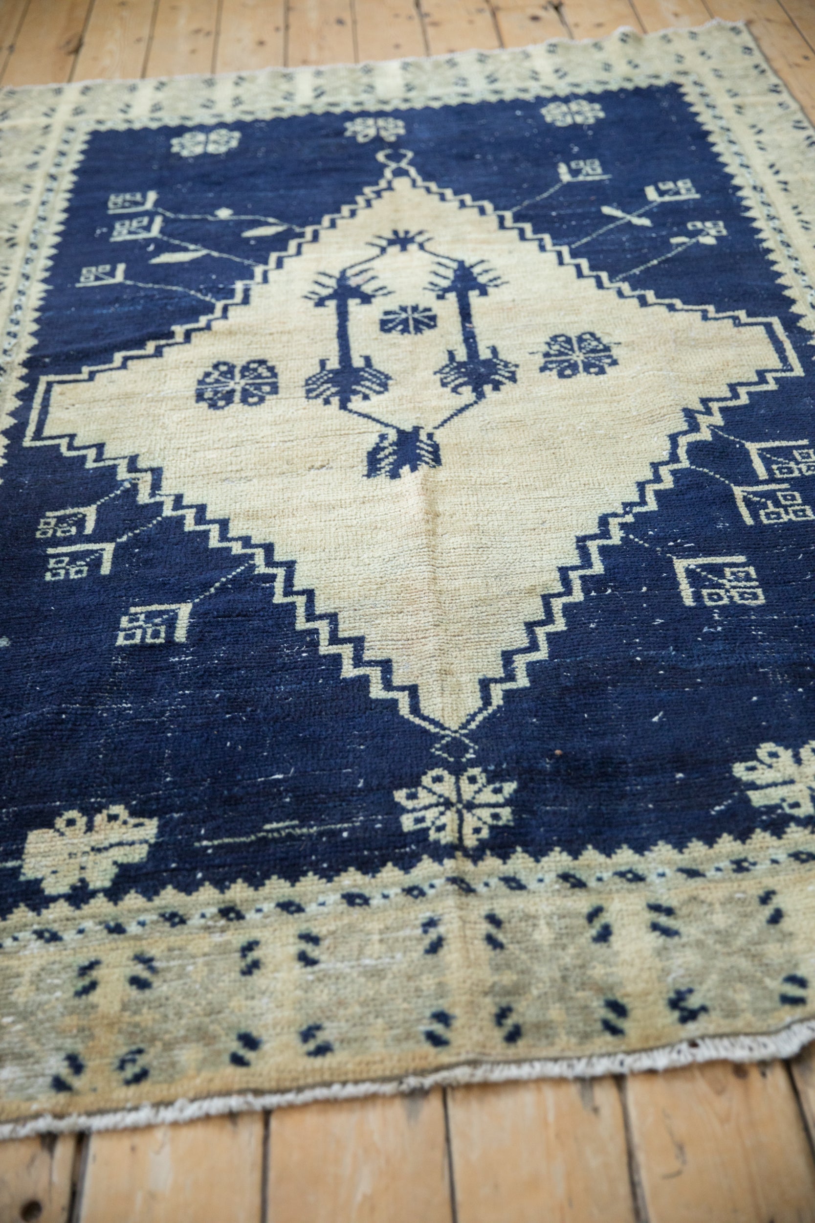 4.5x7.5 Vintage Distressed Oushak Rug