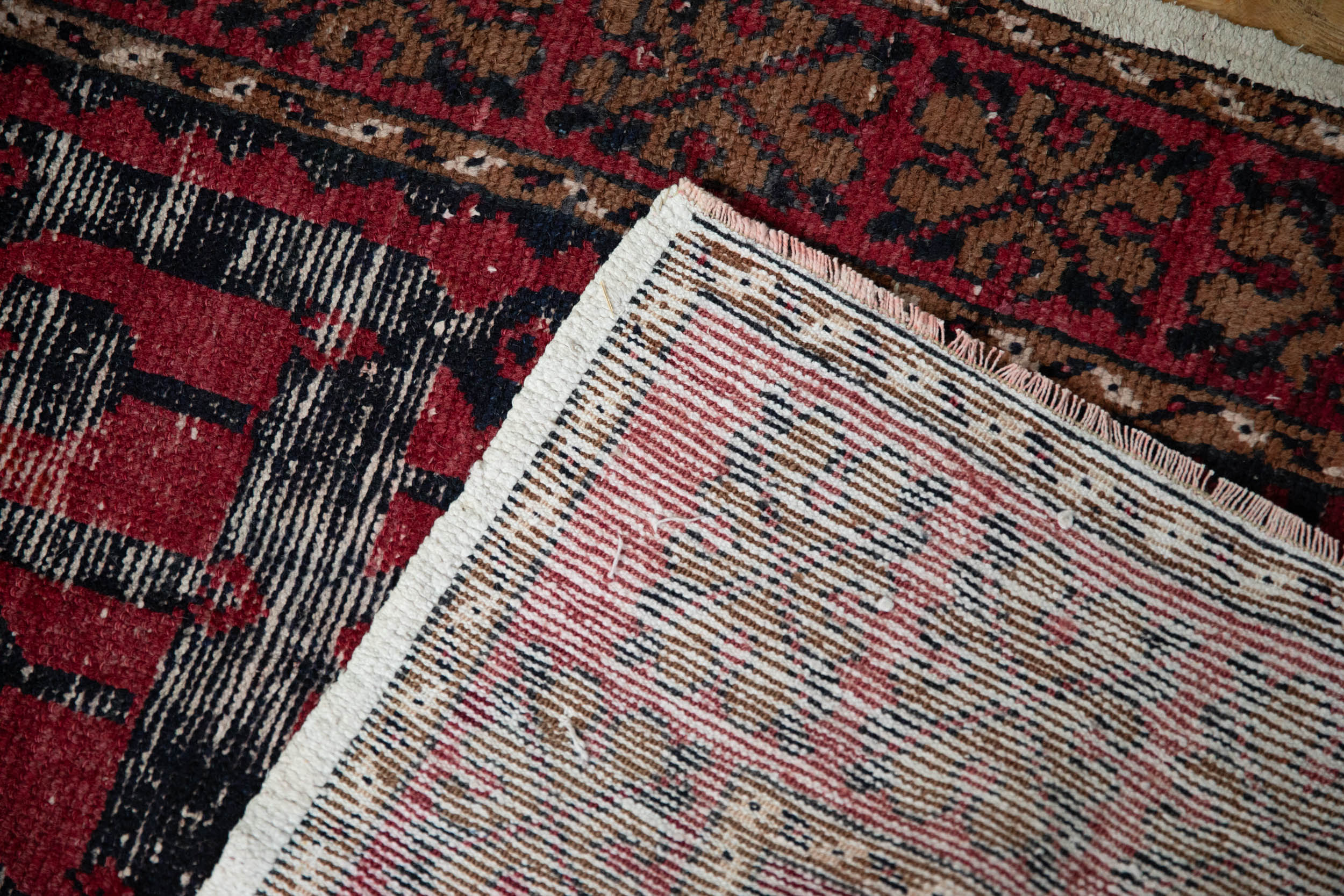 2.5x4.5 Vintage Distressed Oushak Rug