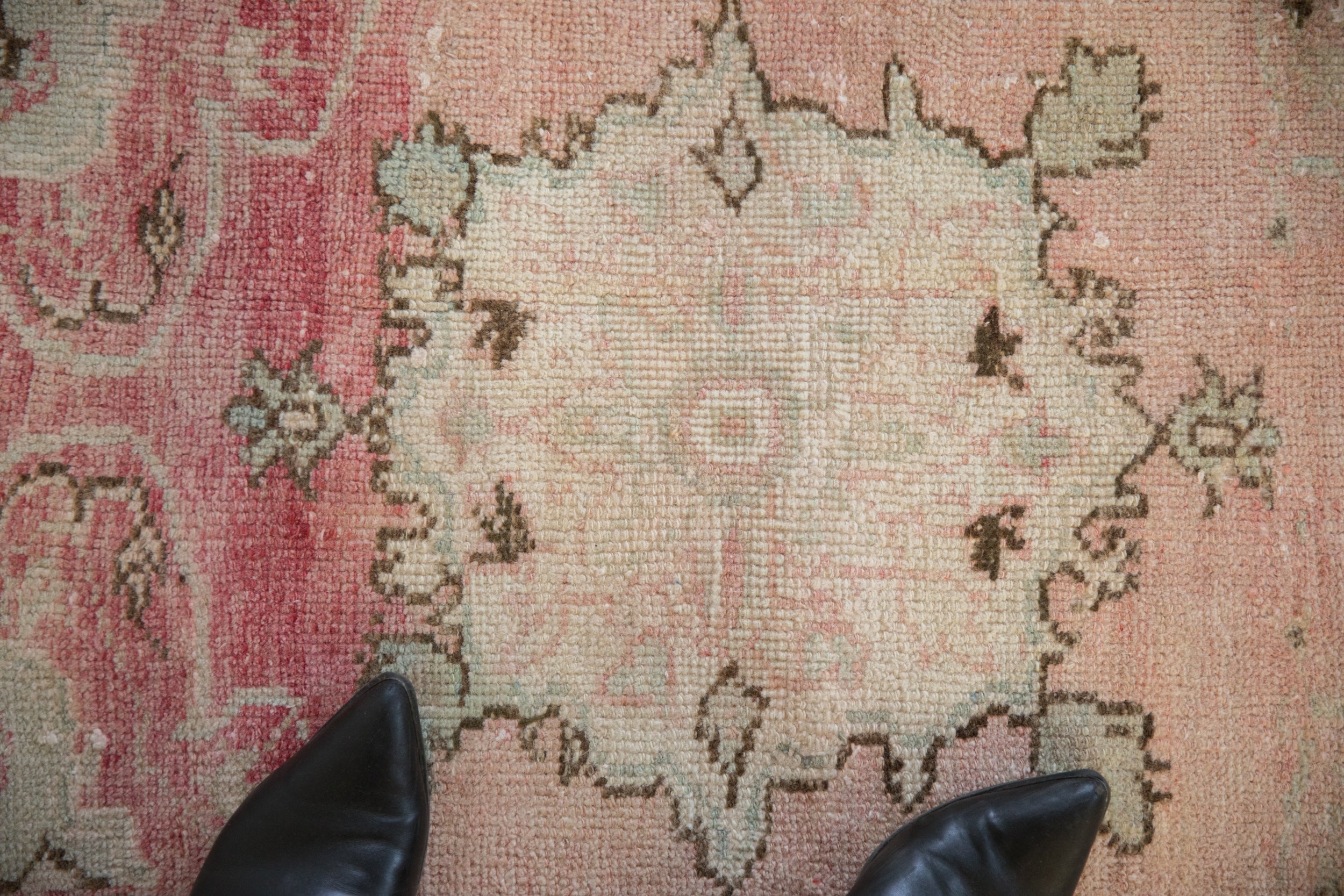 2.5x3.5 Vintage Distressed Oushak Rug