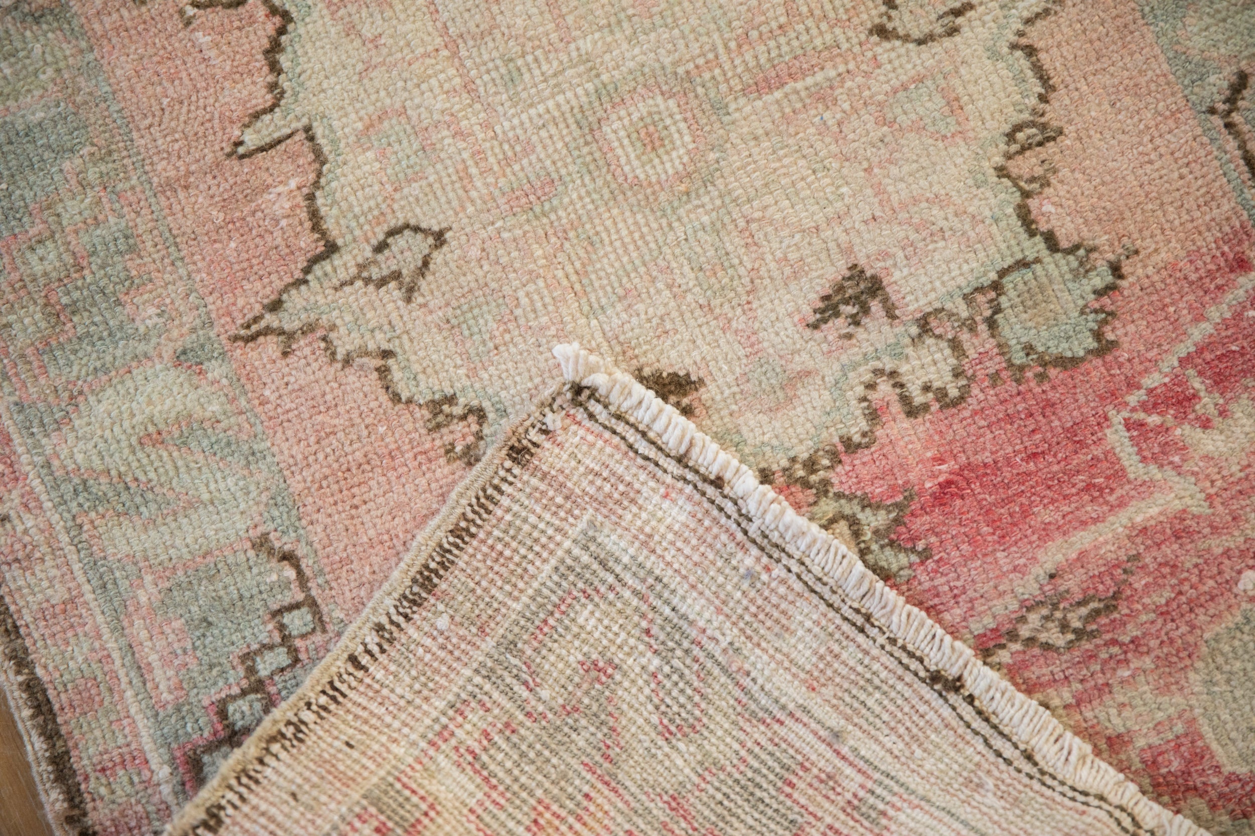 2.5x3.5 Vintage Distressed Oushak Rug