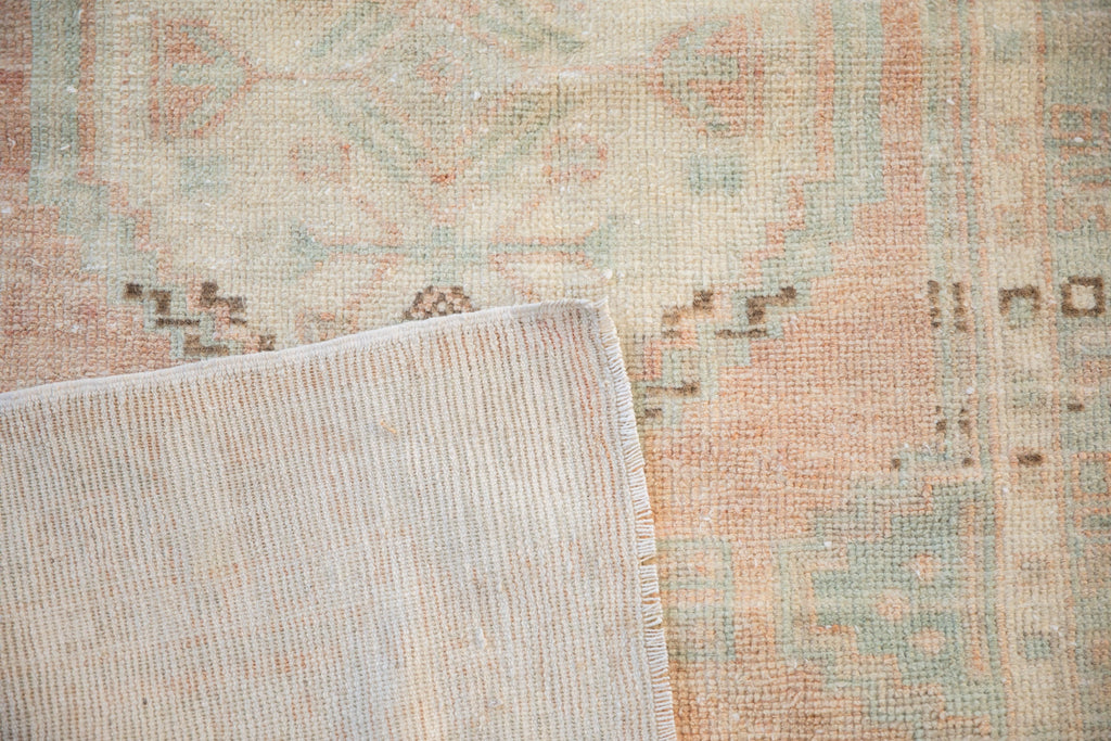 2.5x4.5 Vintage Distressed Oushak Rug