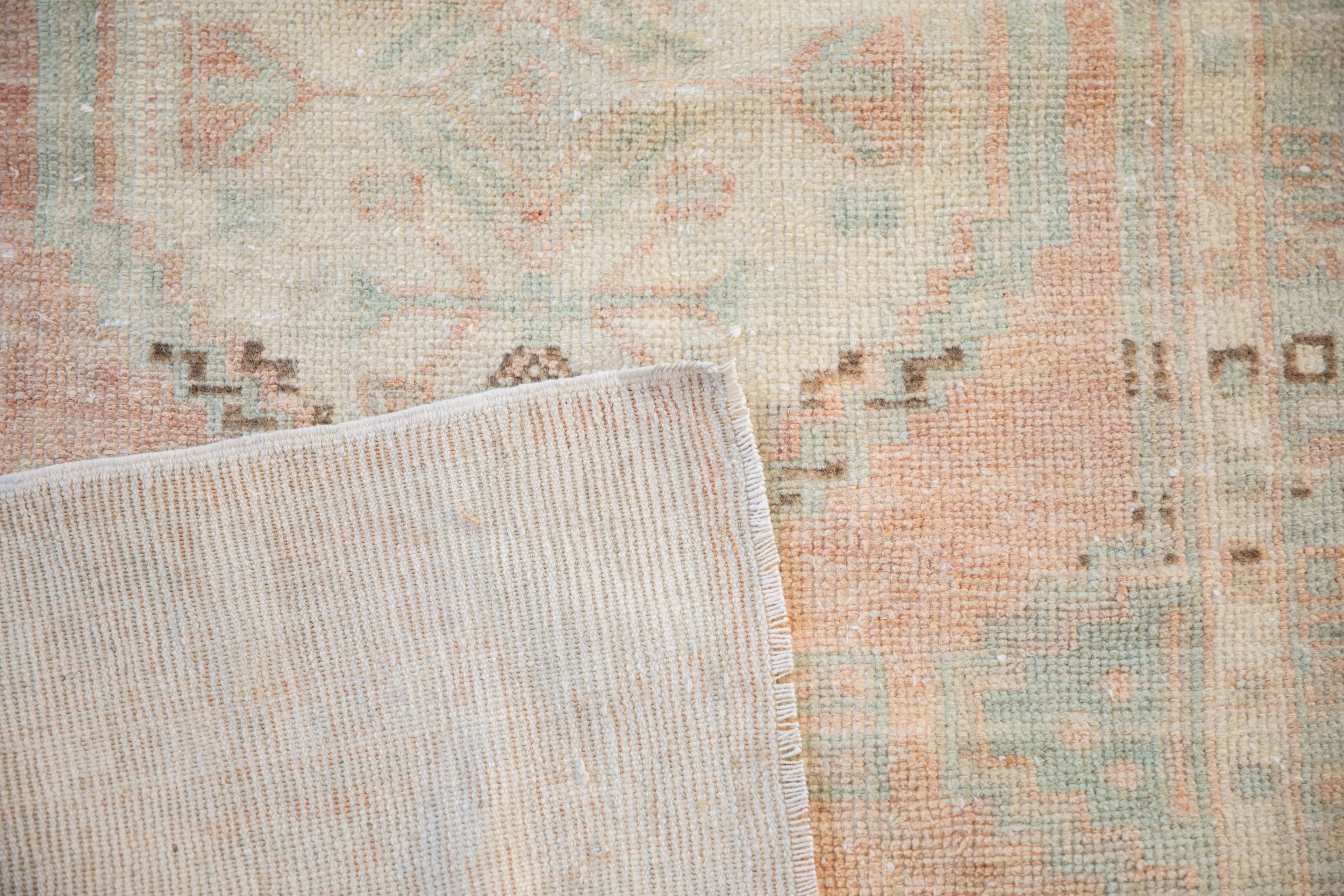 2.5x4.5 Vintage Distressed Oushak Rug