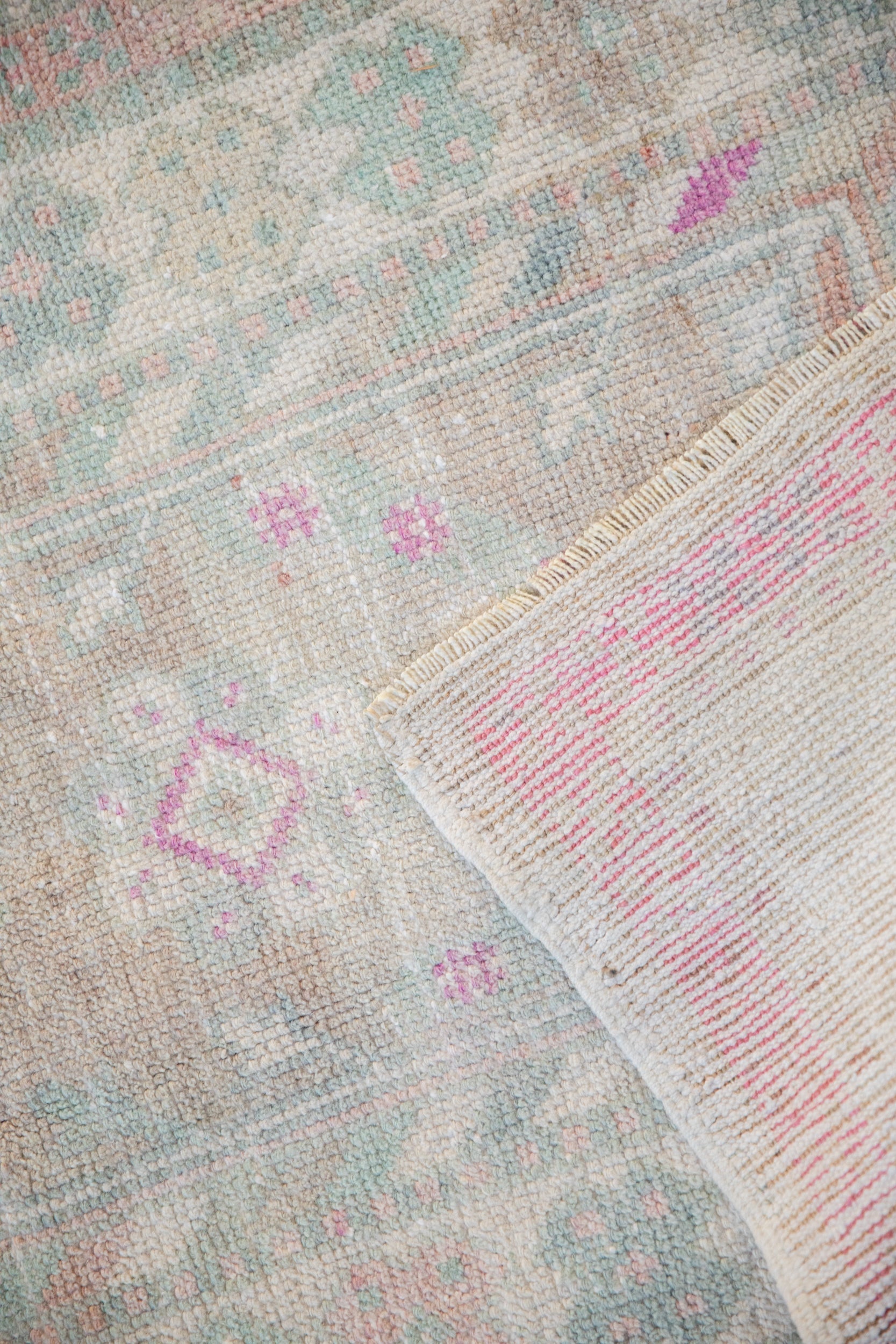 2.5x4.5 Vintage Distressed Oushak Rug