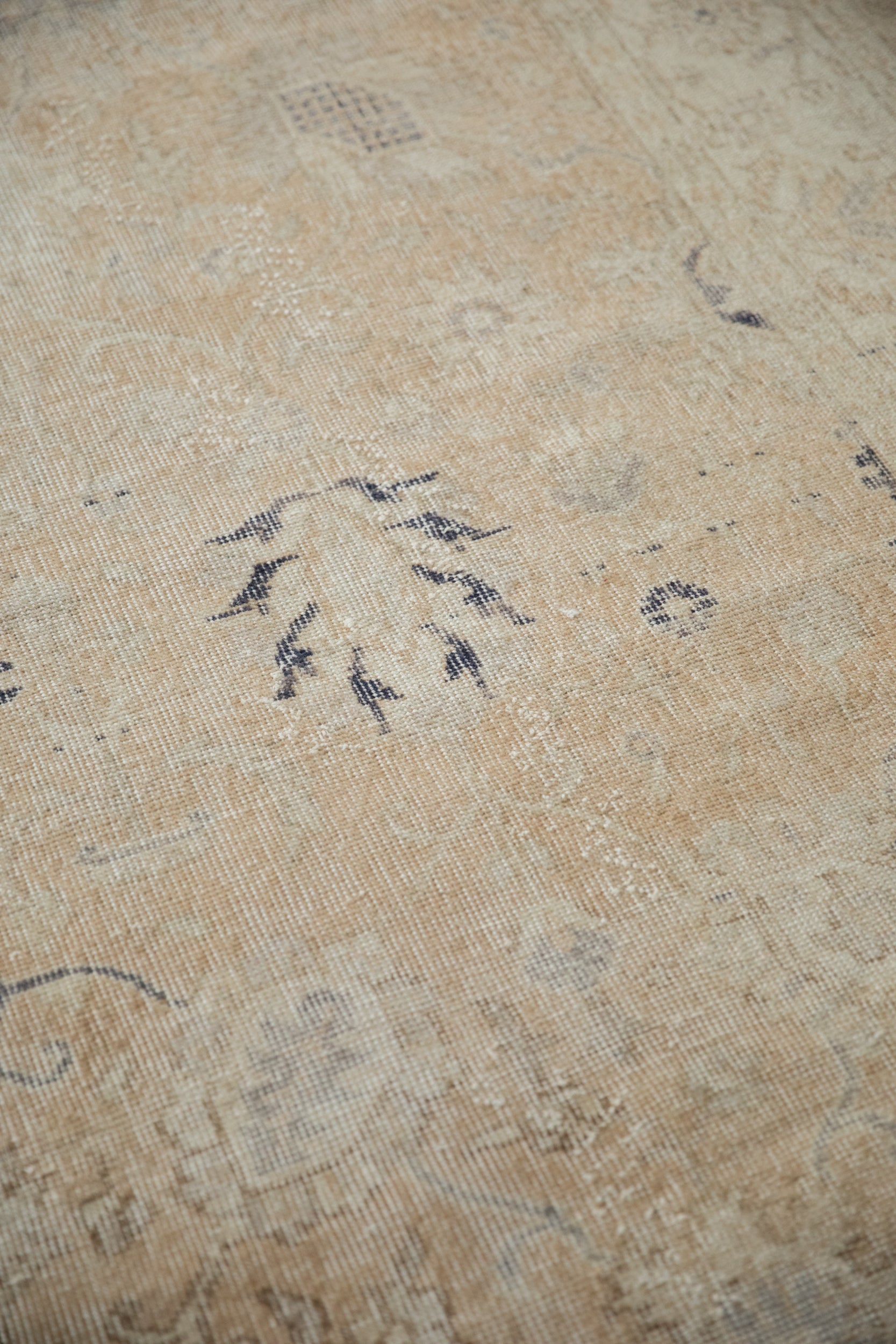 6.5x10 Vintage Distressed Sparta Carpet