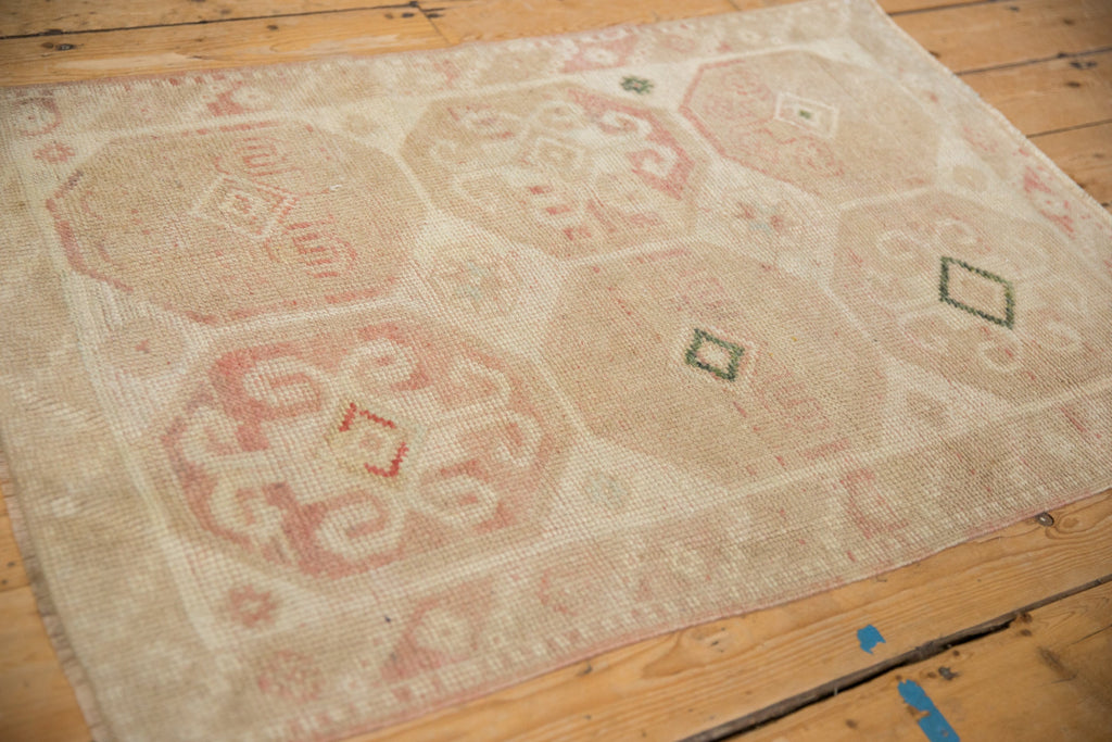 2.5x4 Vintage Distressed Dosemealti Rug