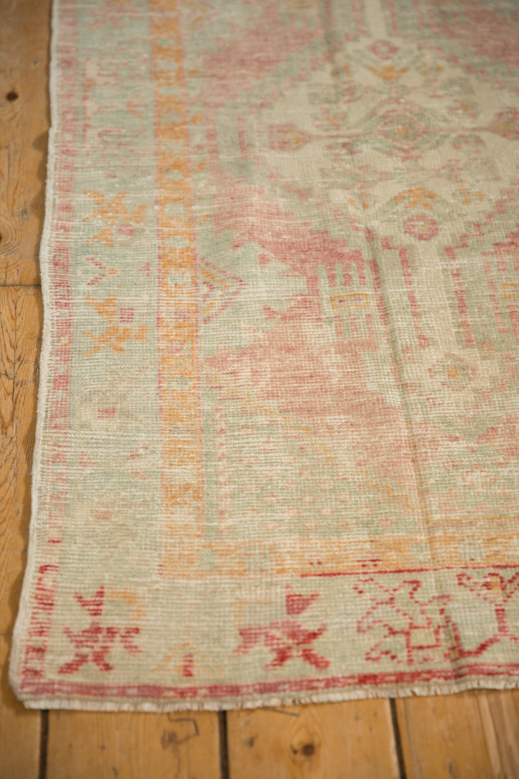 2.5x4.5 Vintage Distressed Oushak Rug