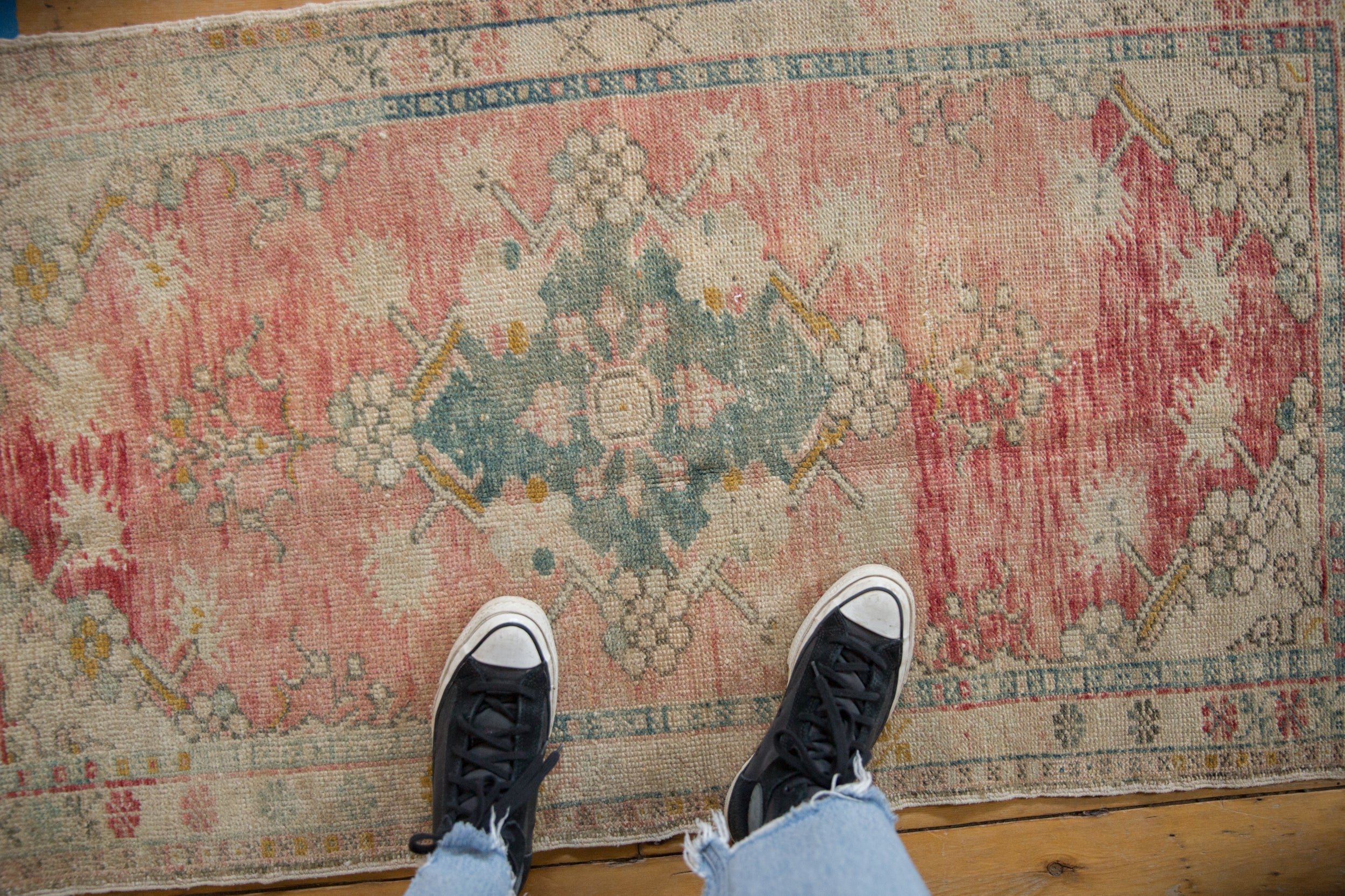 2.5x4.5 Vintage Distressed Oushak Rug