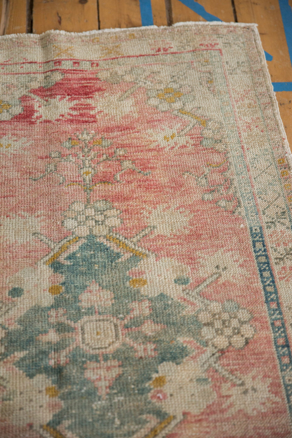 2.5x4.5 Vintage Distressed Oushak Rug