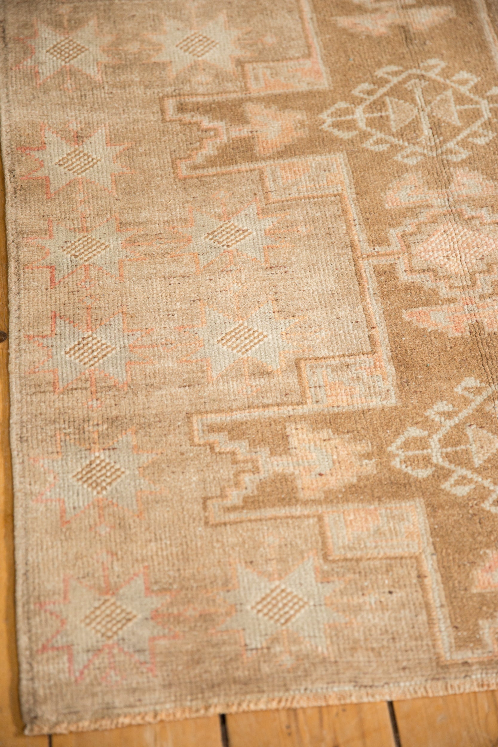 3x7 Vintage Distressed Kars Rug Runner