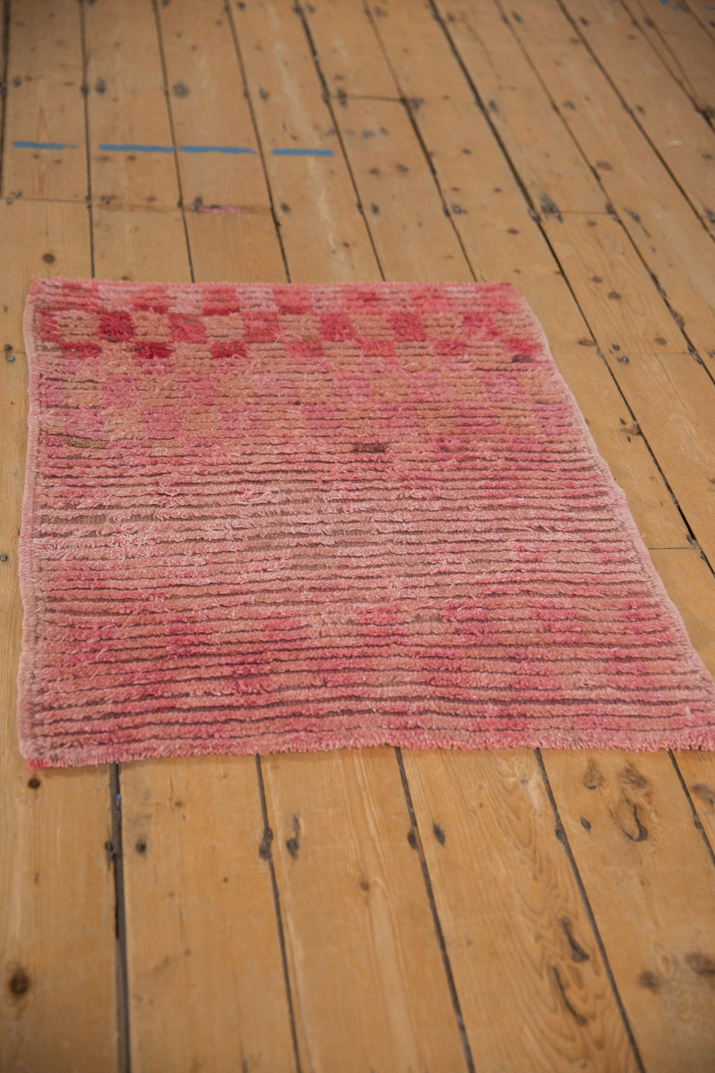 2.5x3 Vintage Distressed Tulu Square Rug