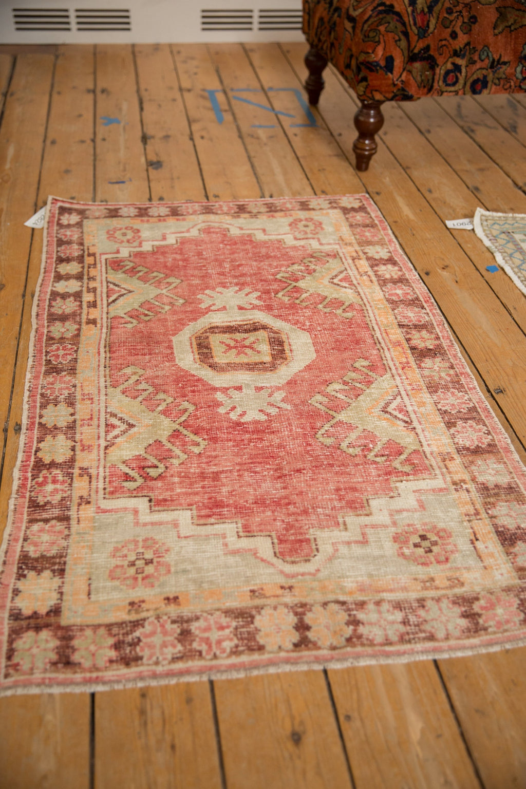 2.5x4.5 Vintage Distressed Oushak Rug