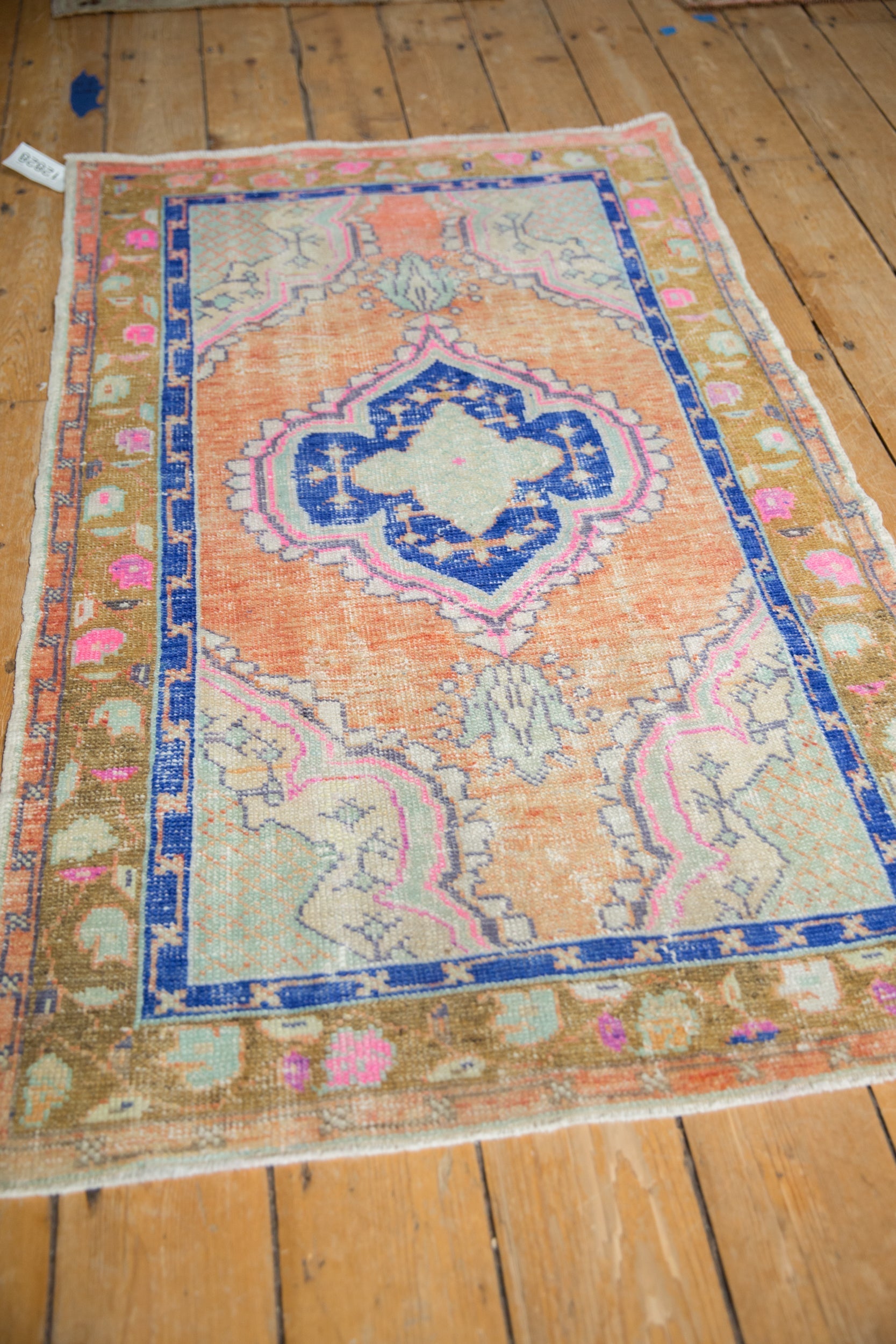 2.5x4.5 Vintage Distressed Oushak Rug