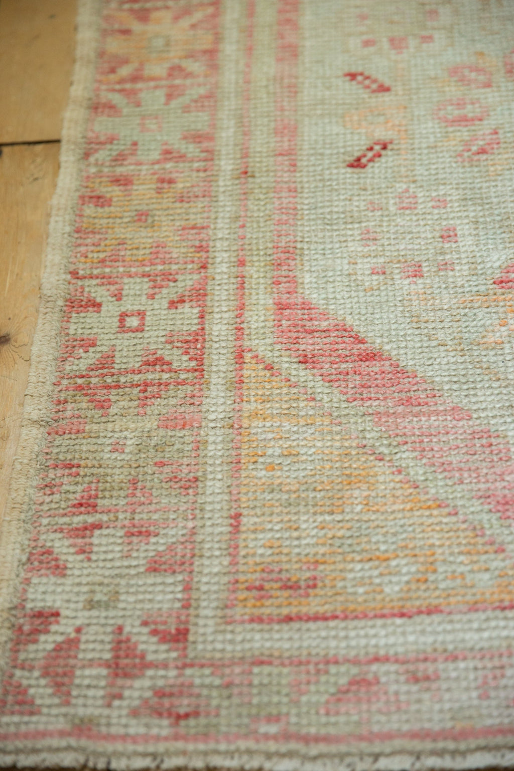 2.5x4 Vintage Distressed Oushak Rug