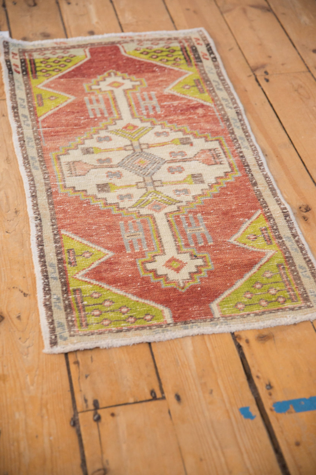 1.5x3 Vintage Distressed Oushak Rug Mat