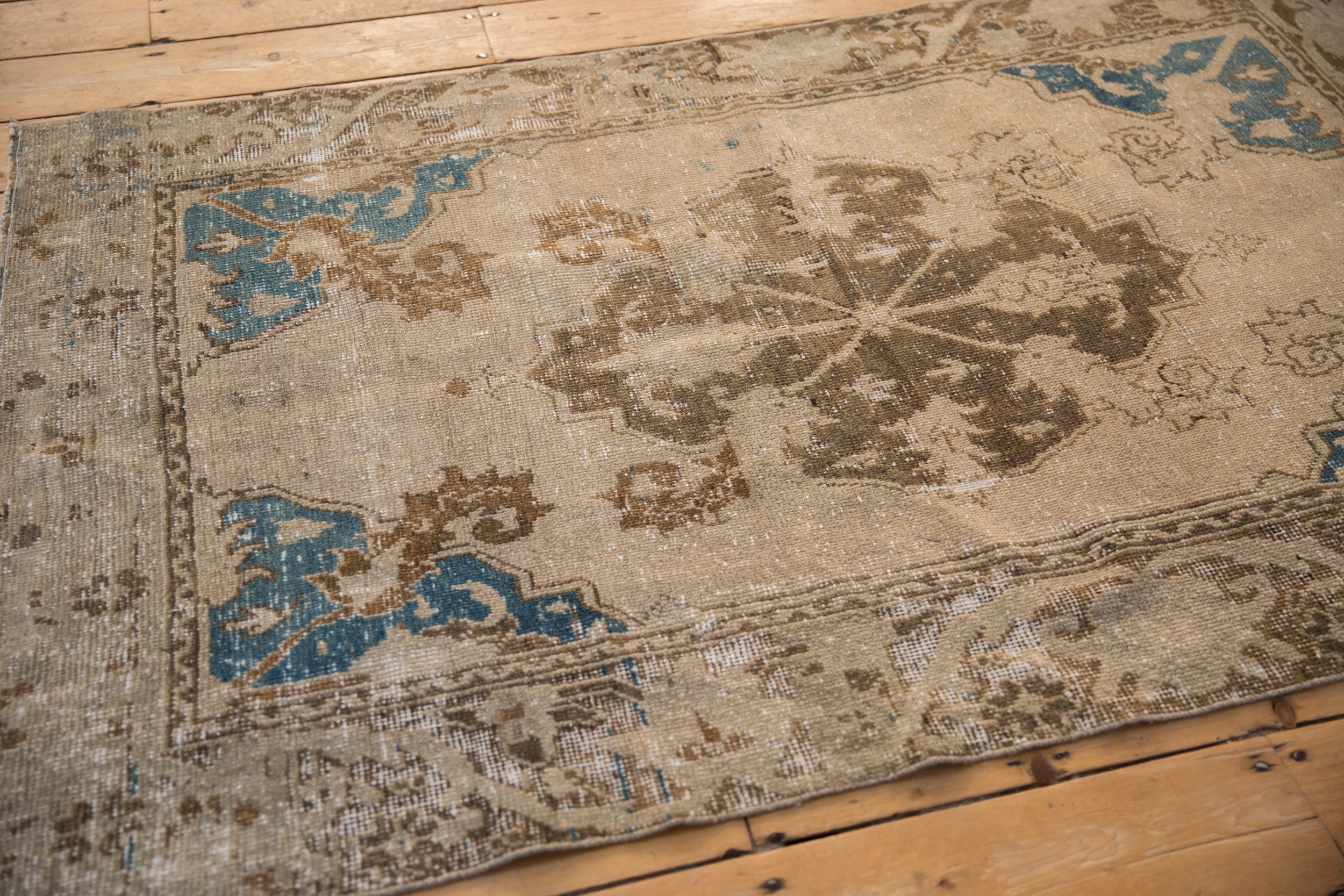 3.5x5.5 Vintage Distressed Oushak Rug