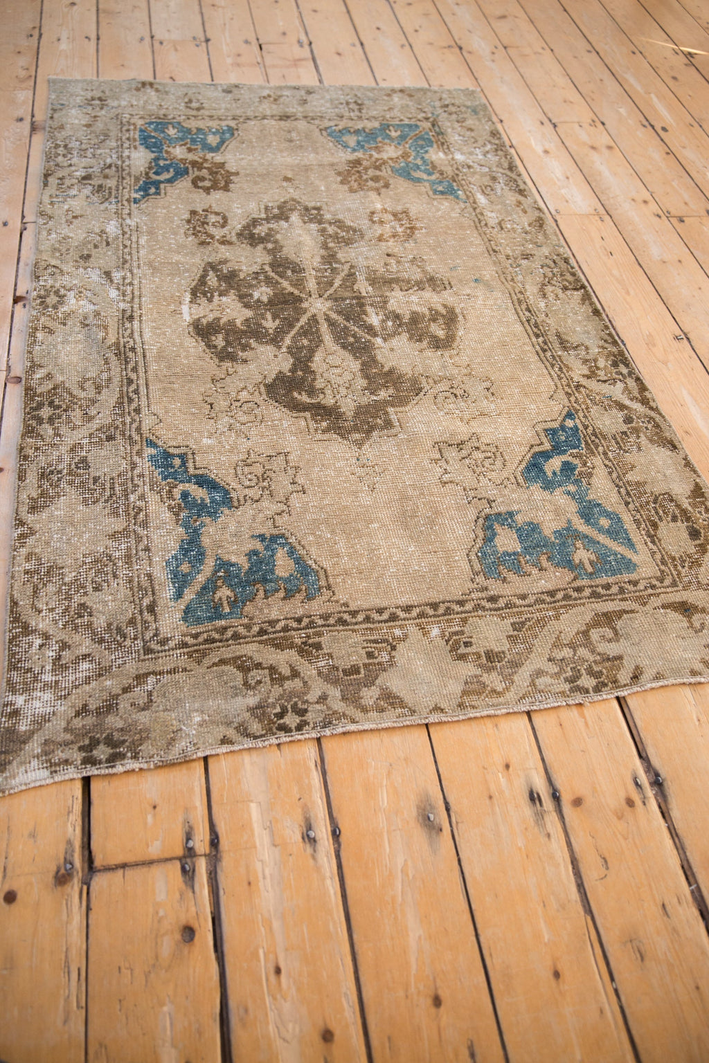 3.5x5.5 Vintage Distressed Oushak Rug