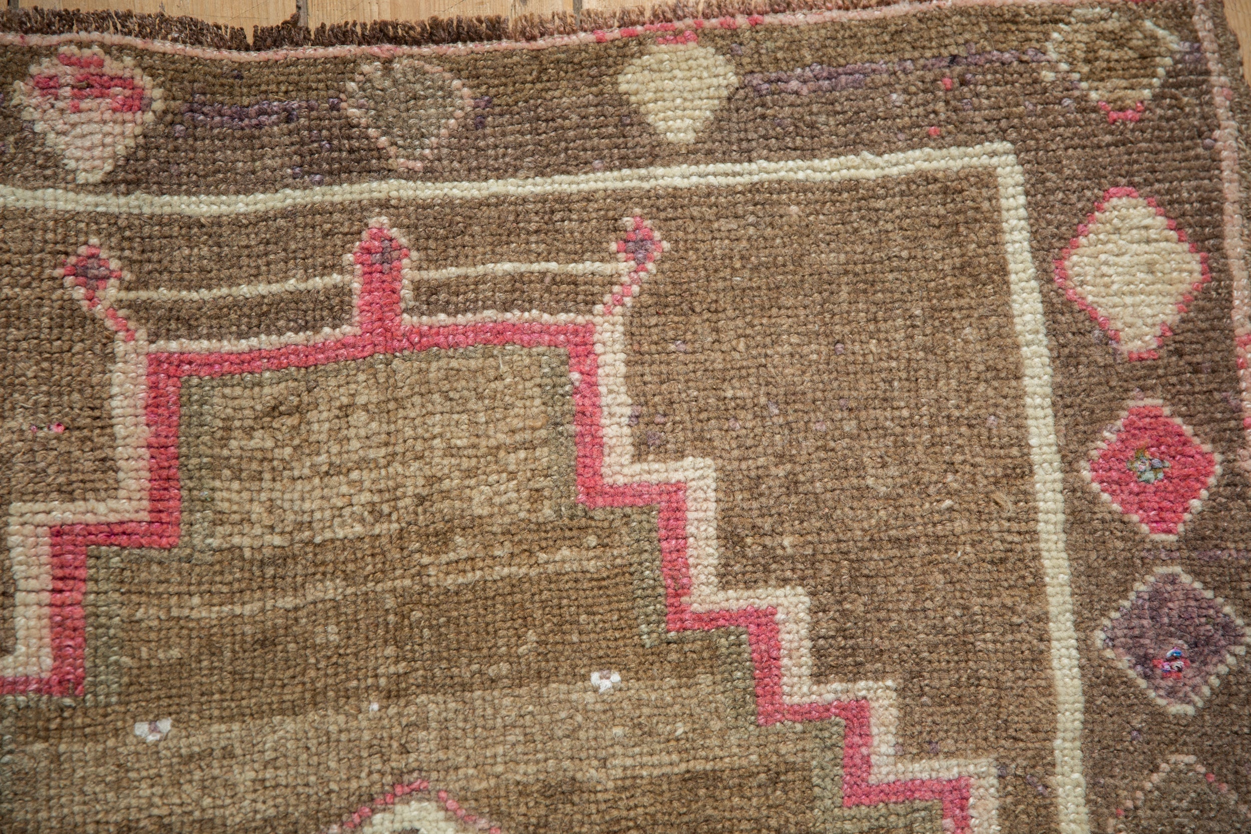 3x4.5 Vintage Distressed Kars Rug