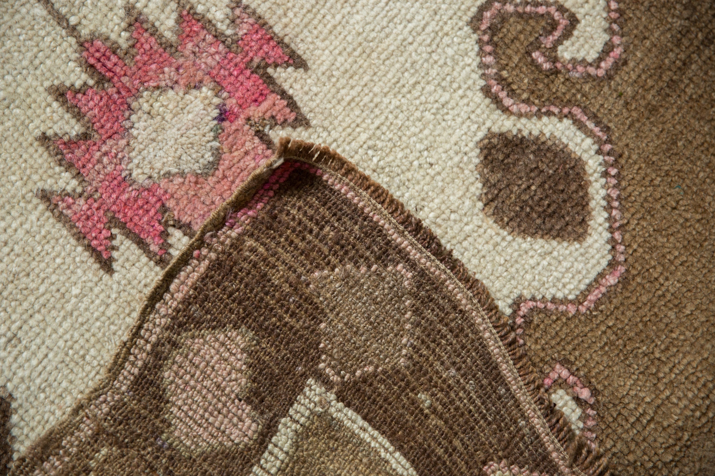 3x4.5 Vintage Distressed Kars Rug