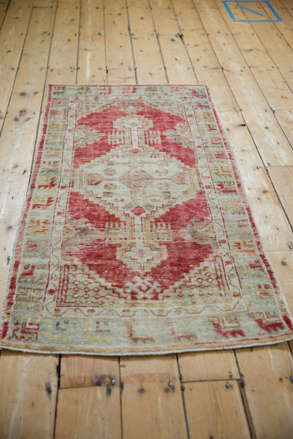 2.5x4.5 Vintage Distressed Oushak Rug