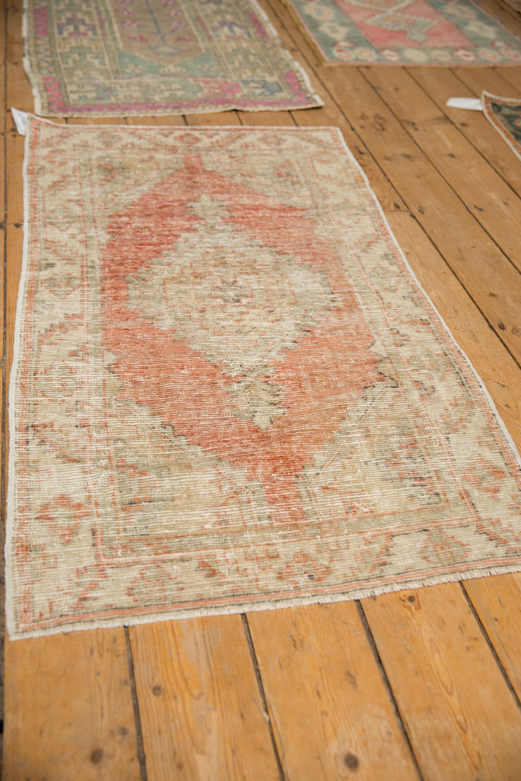 2.5x4.5 Vintage Distressed Oushak Rug