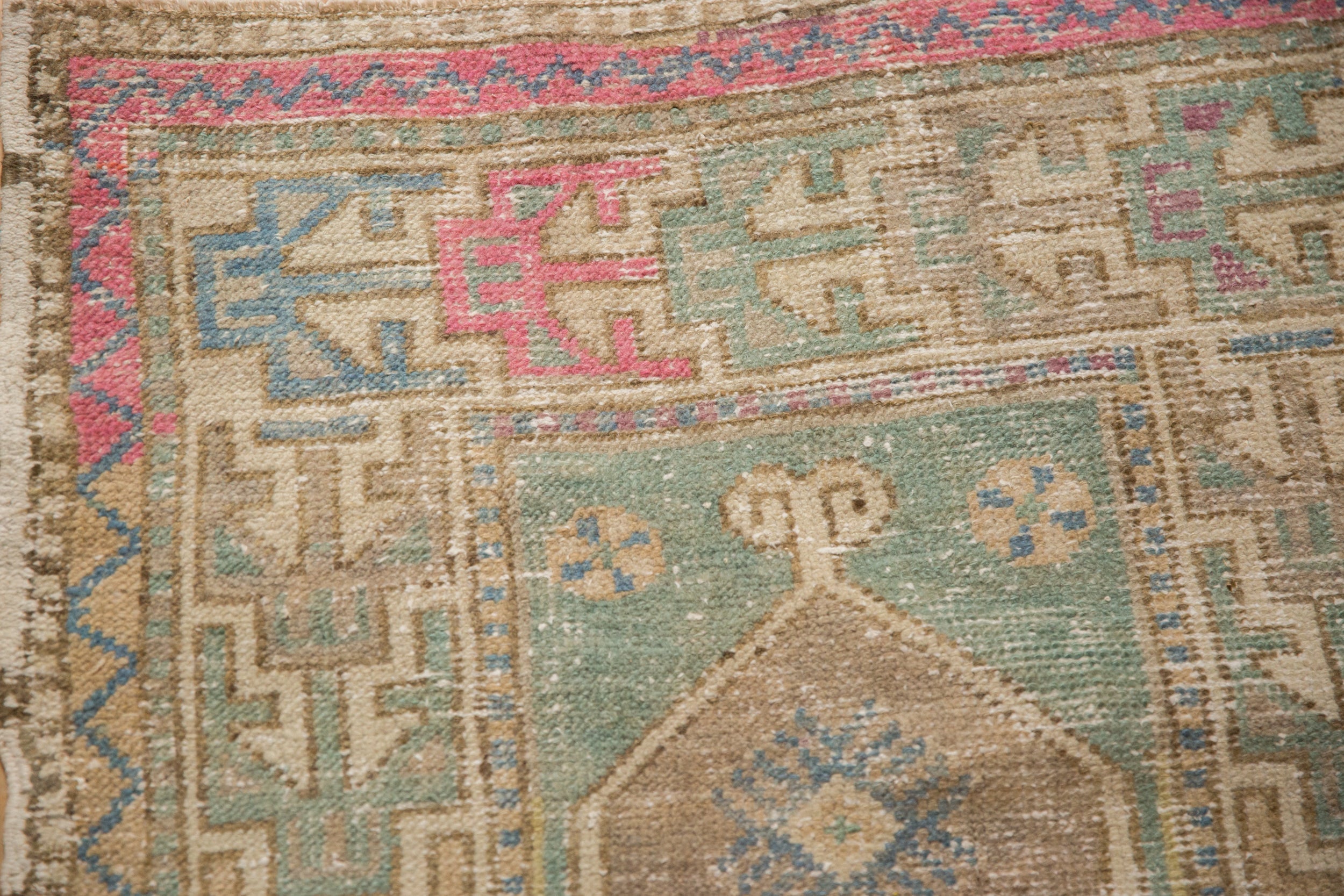 2.5x4.5 Vintage Distressed Oushak Rug