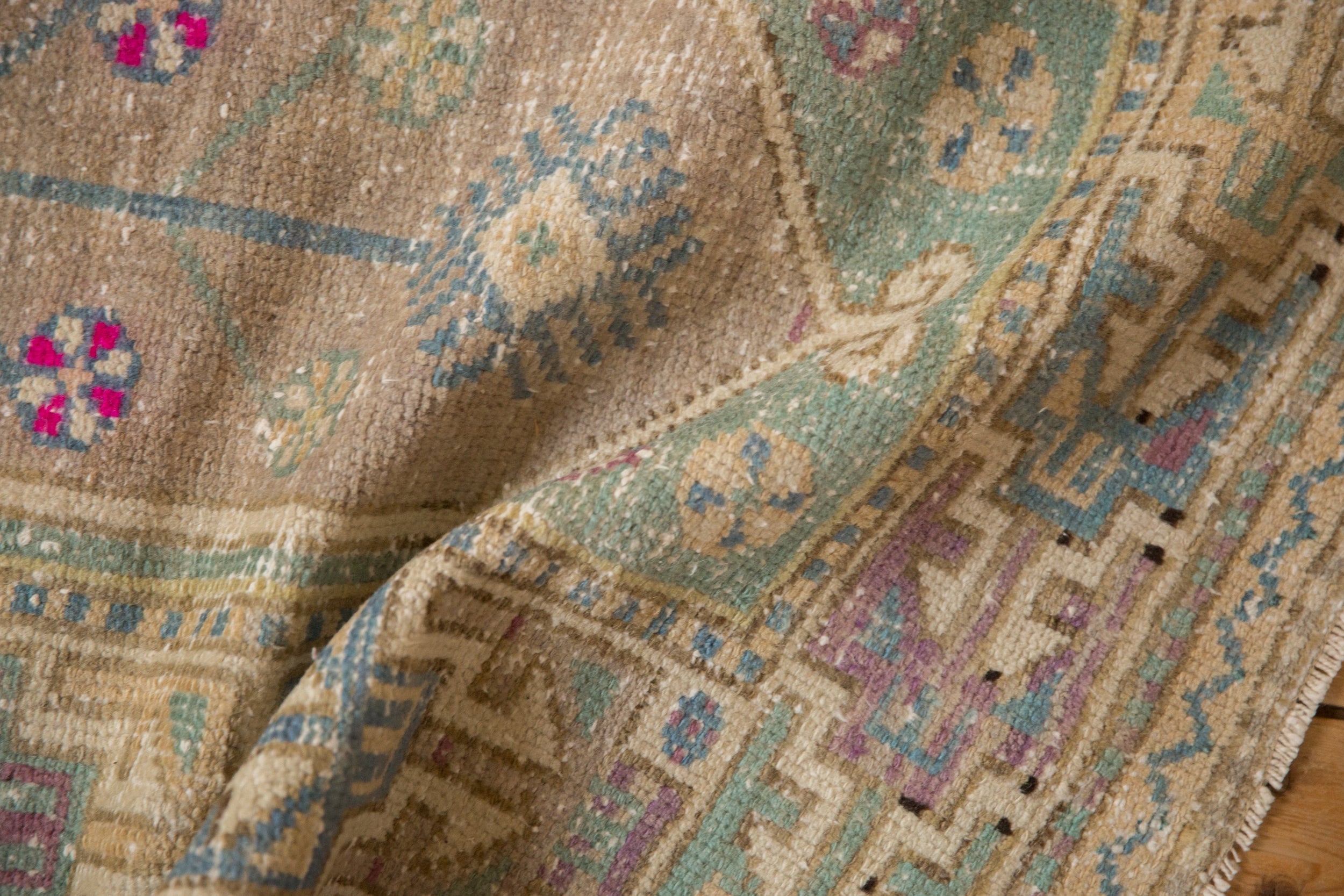 2.5x4.5 Vintage Distressed Oushak Rug