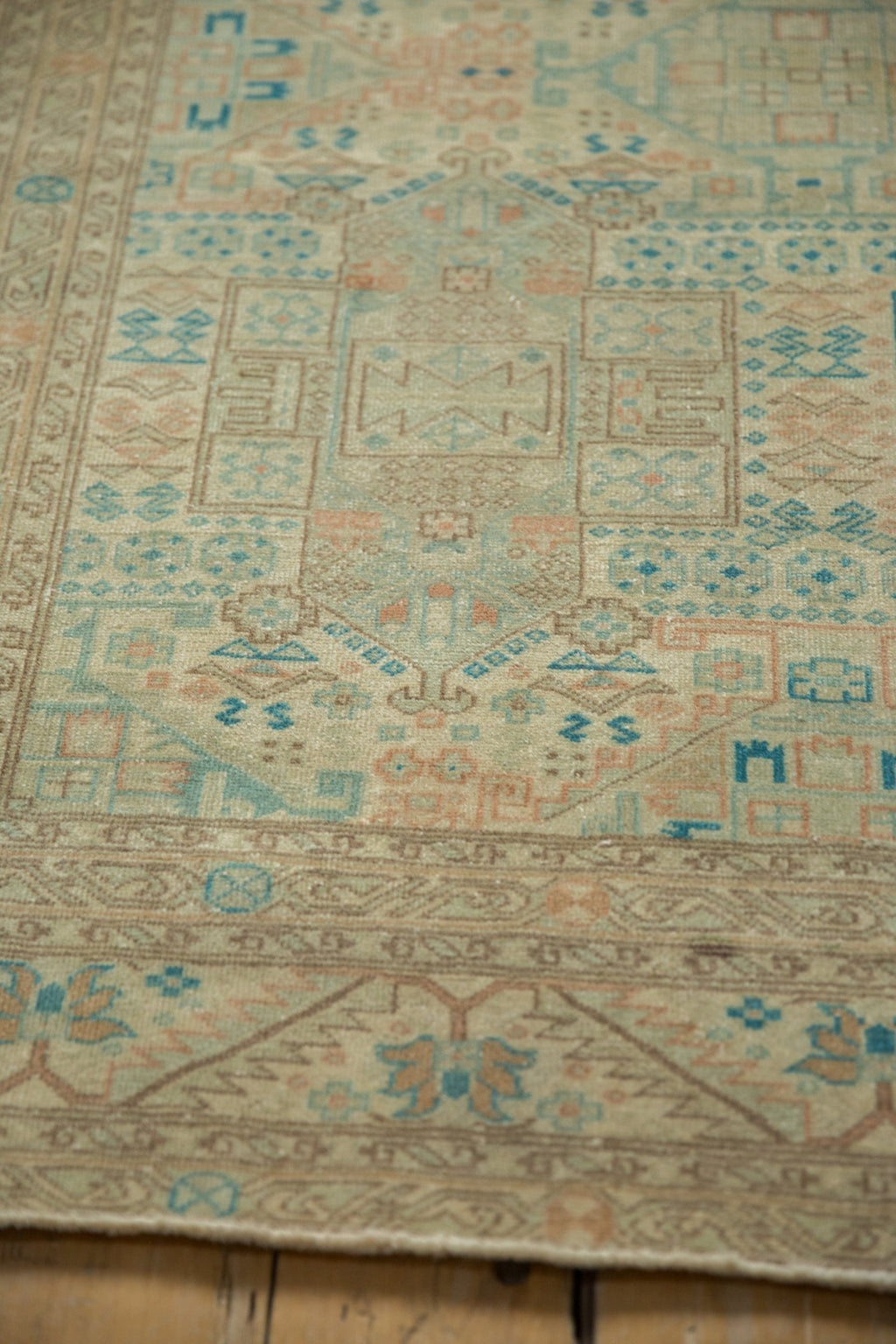 6.5x9.5 Vintage Distressed Sparta Carpet