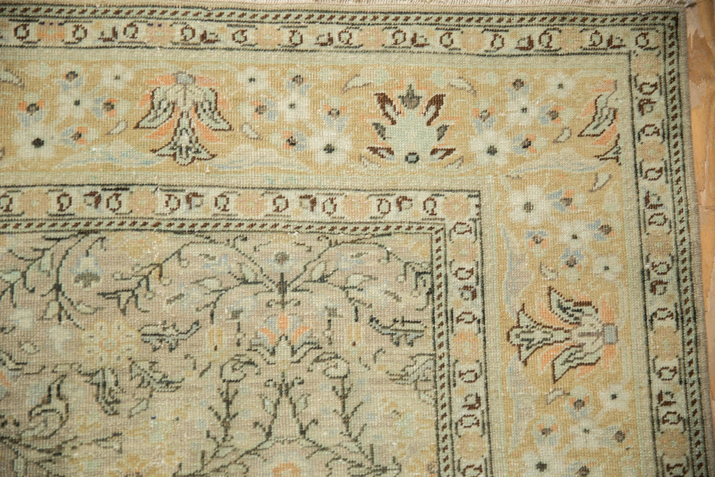 6.5x9.5 Vintage Distressed Sivas Carpet