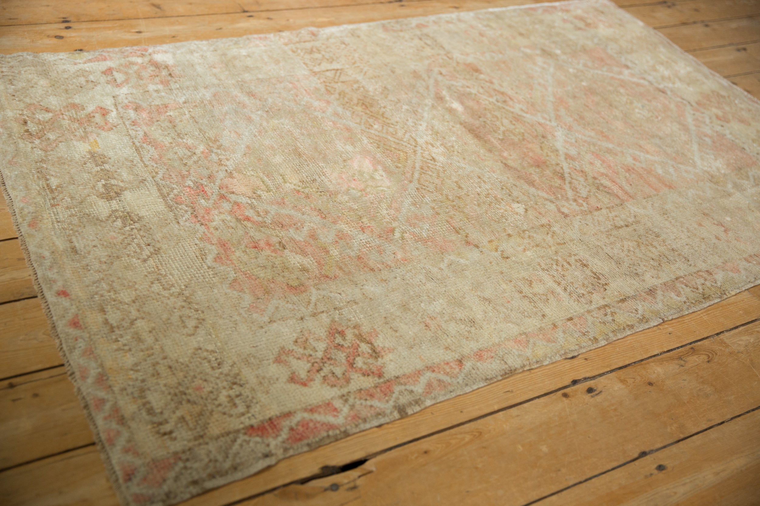 3.5x5.5 Vintage Distressed Anatolian Rug