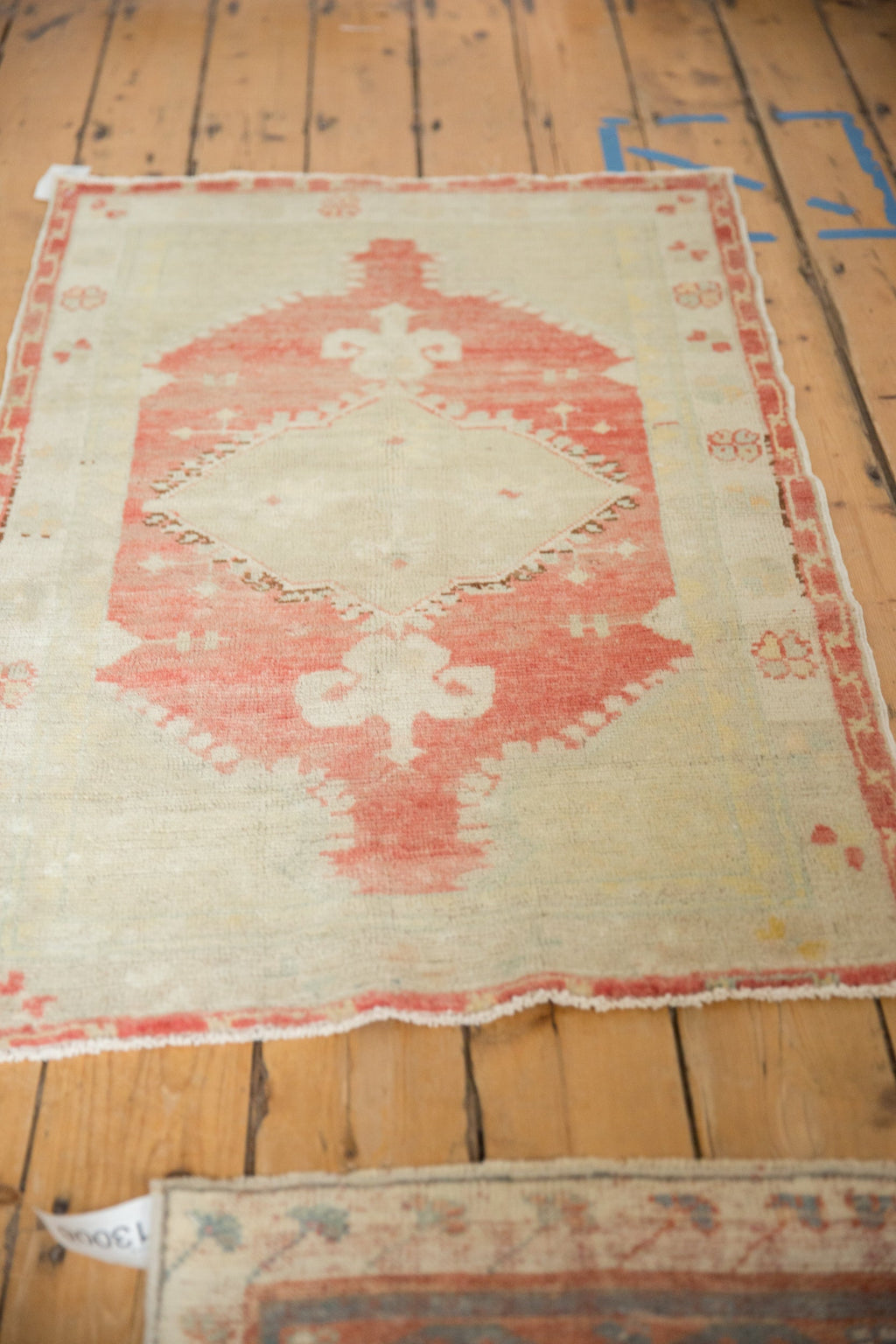 2.5x4.5 Vintage Distressed Oushak Rug