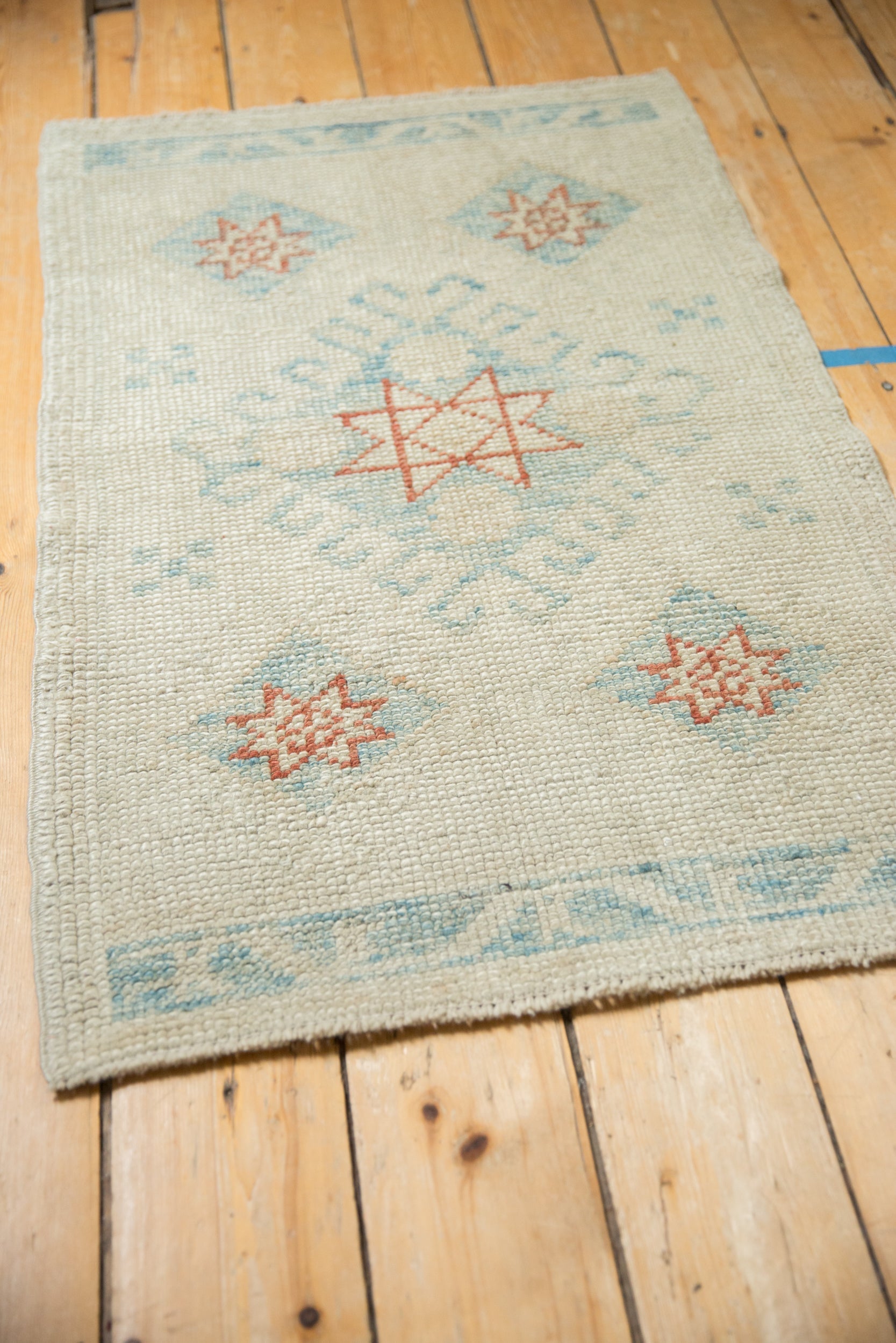 2x3.5 Distressed Oushak Rug
