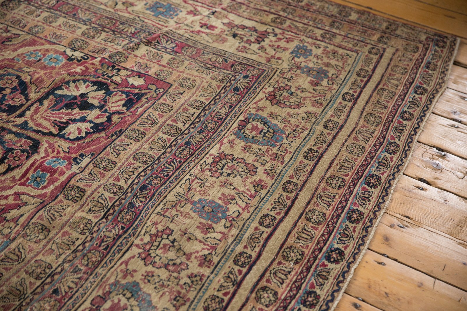 11.5x19.5 Antique Kermanshah Carpet