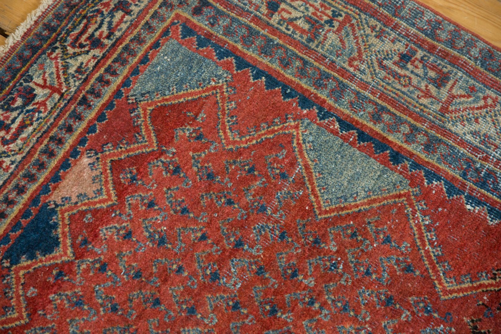 4x7 Vintage Serbend Rug