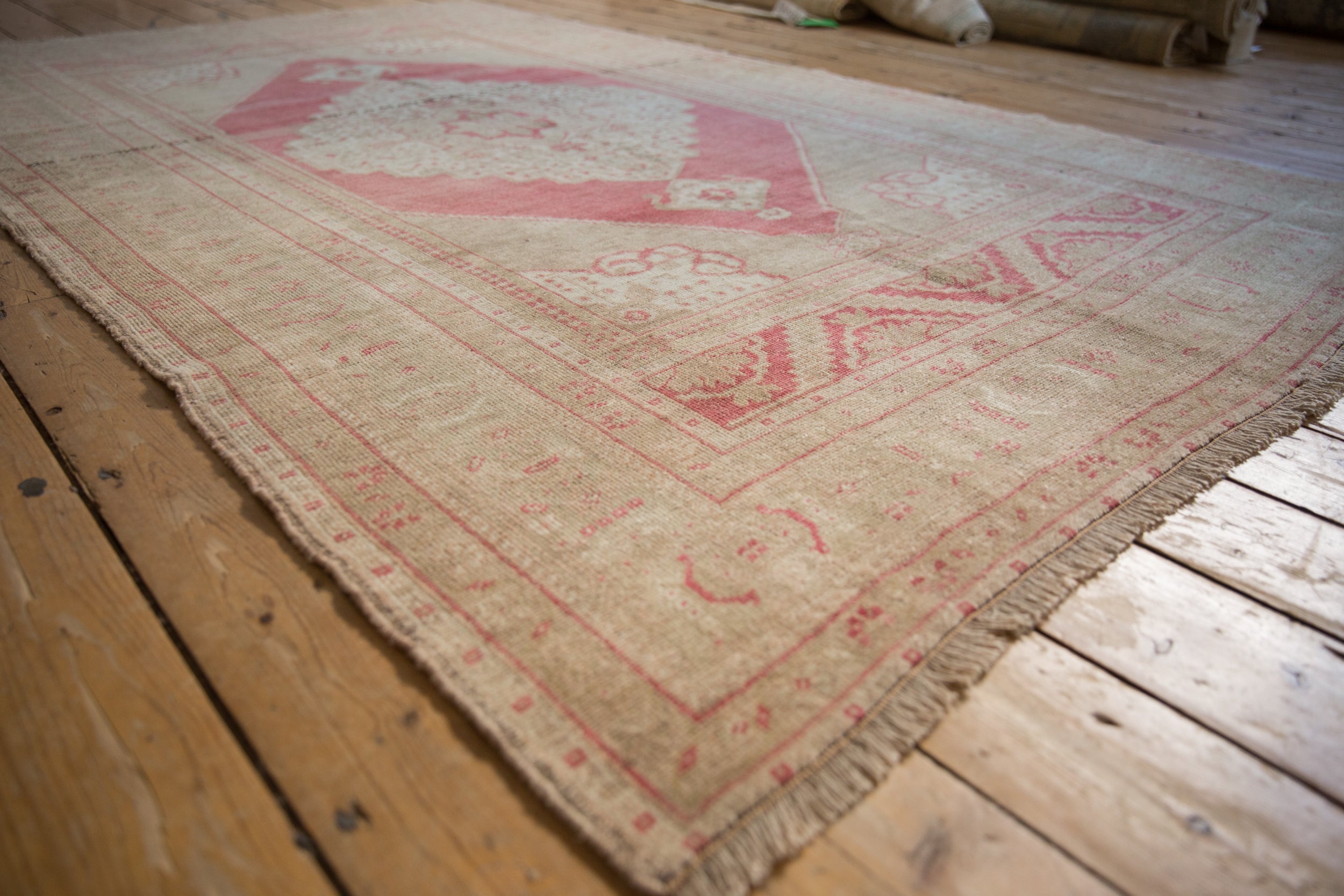 5x8.5 Vintage Distressed Oushak Carpet