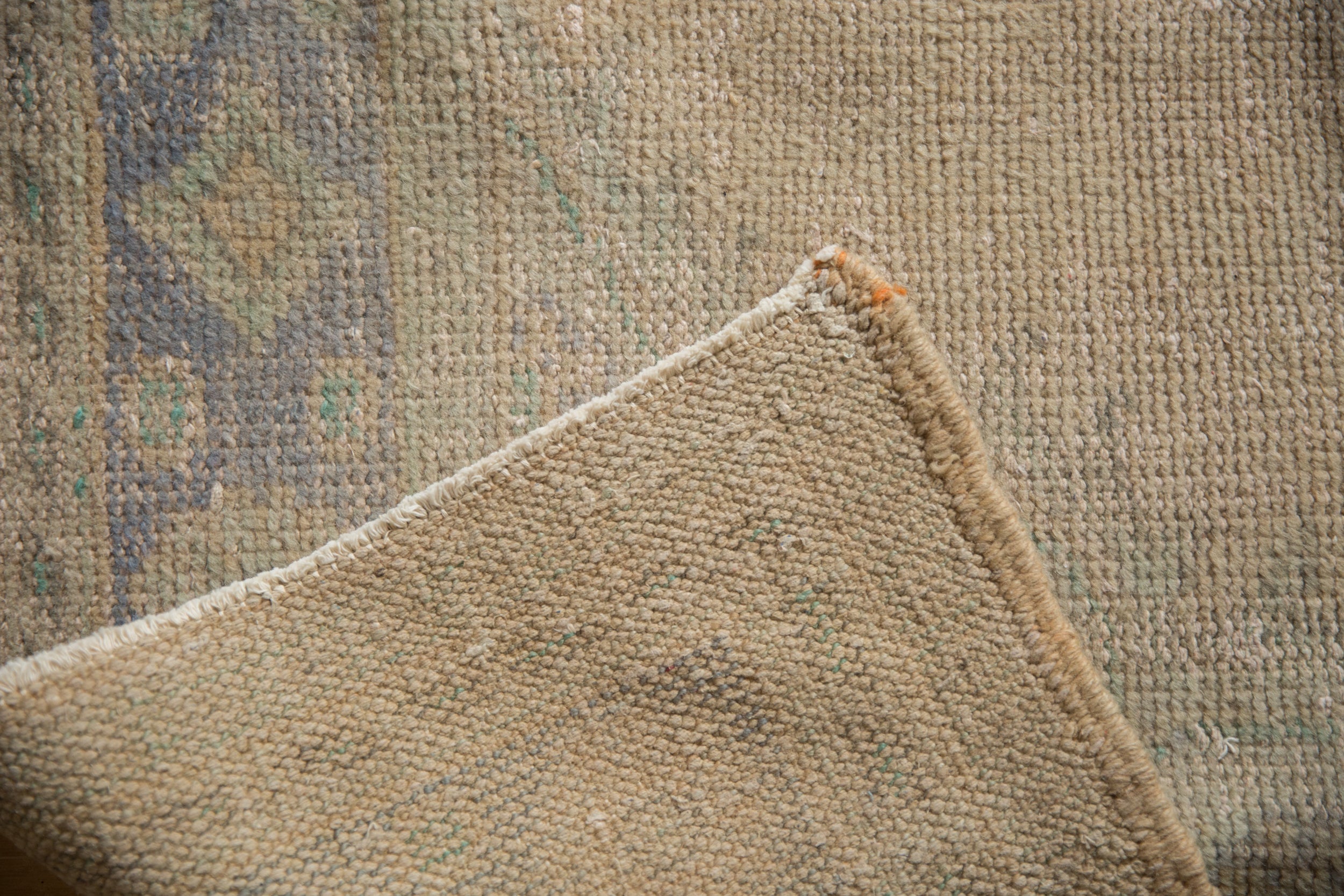 6x9.5 Vintage Distressed Oushak Carpet