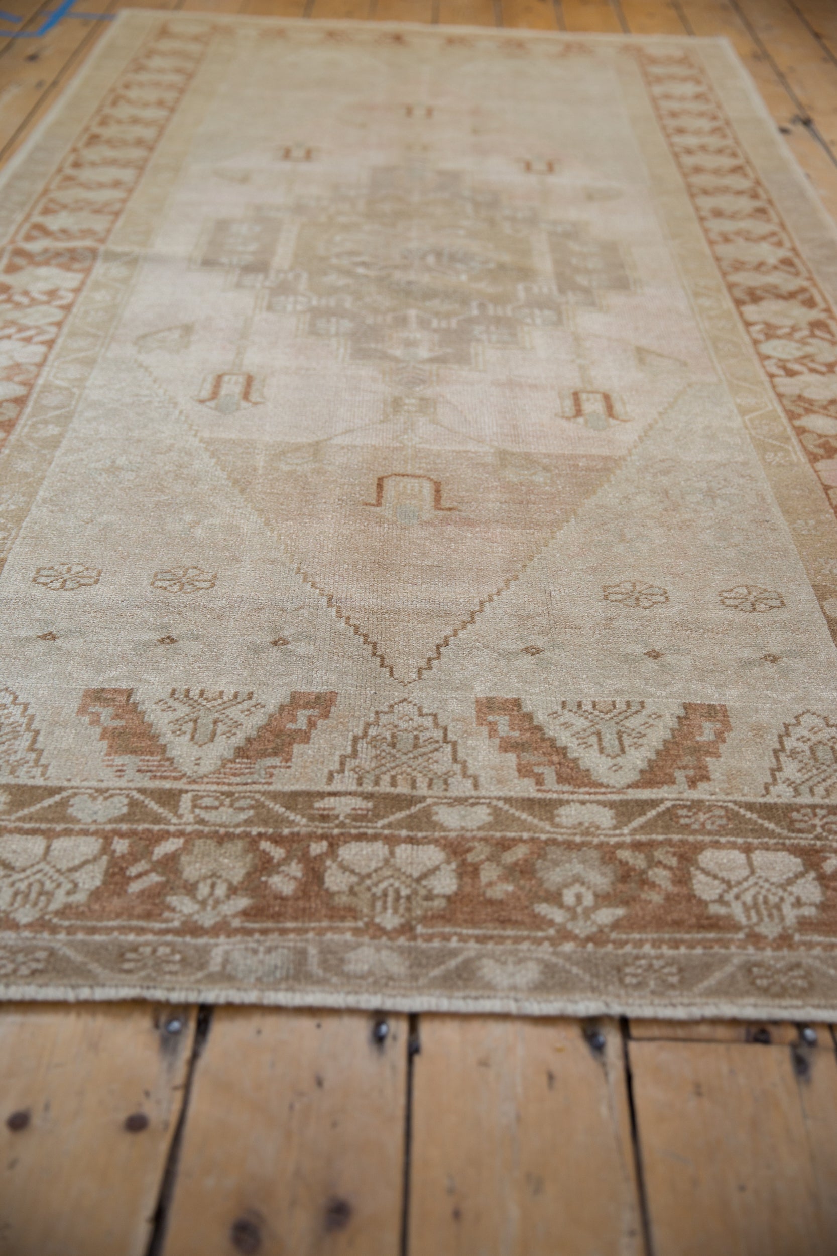 4.5x8.5 Vintage Distressed Oushak Rug