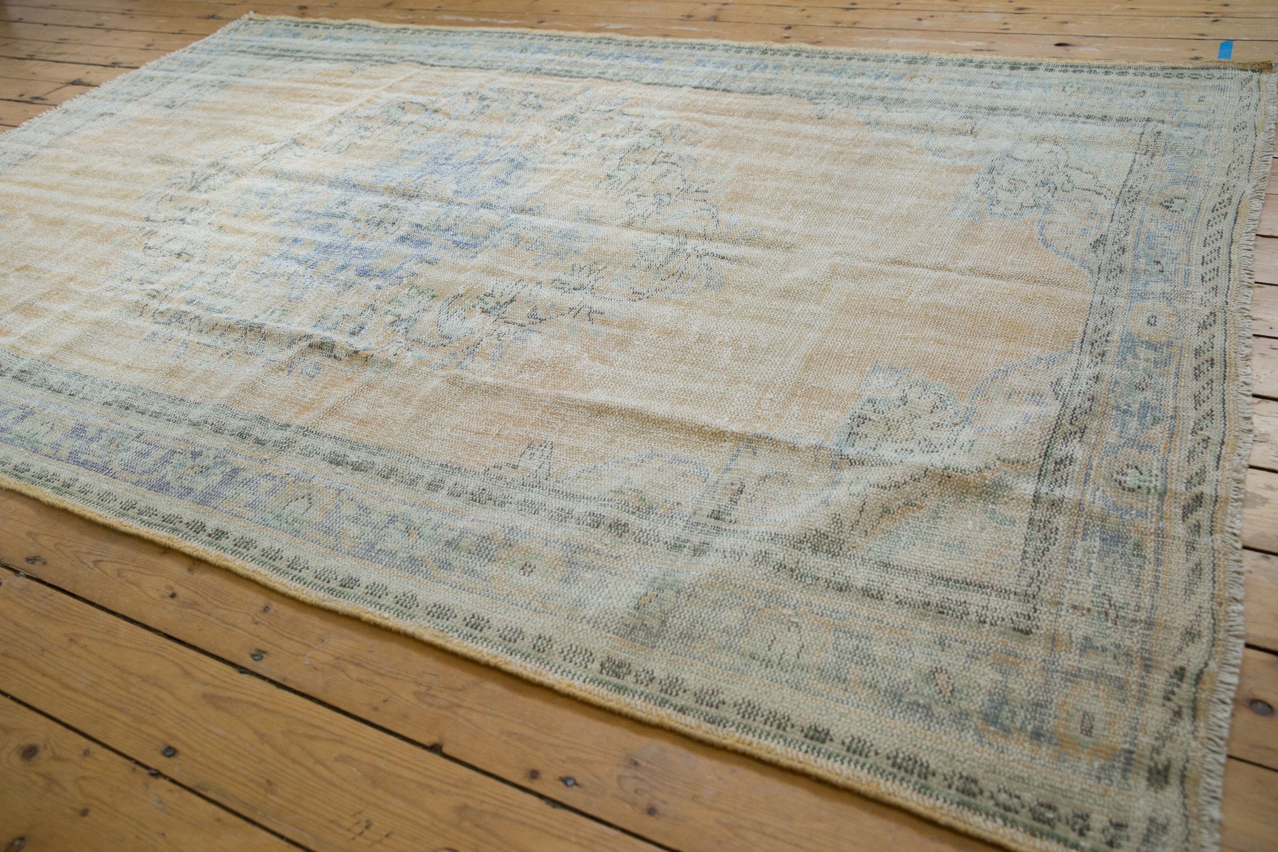 6x9.5 Vintage Distressed Oushak Carpet