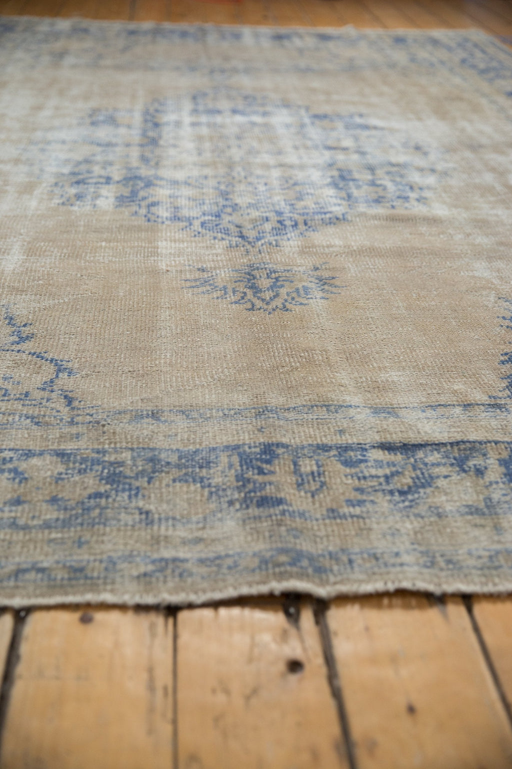 7.5x10 Vintage Distressed Oushak Carpet