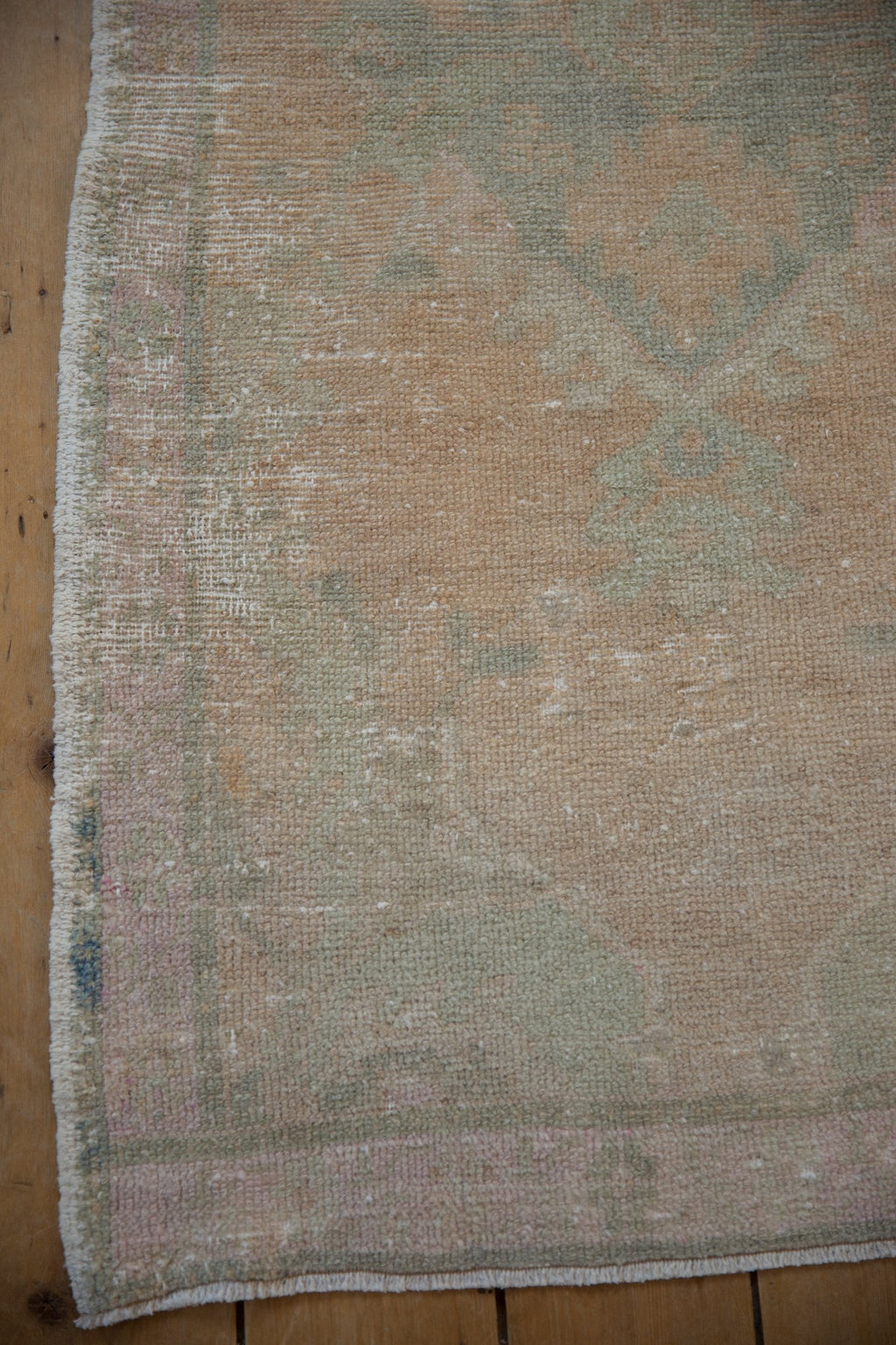 2.5x4.5 Vintage Distressed Oushak Rug