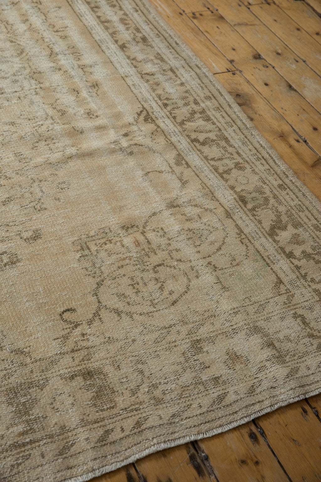 6.5x9.5 Vintage Distressed Oushak Carpet