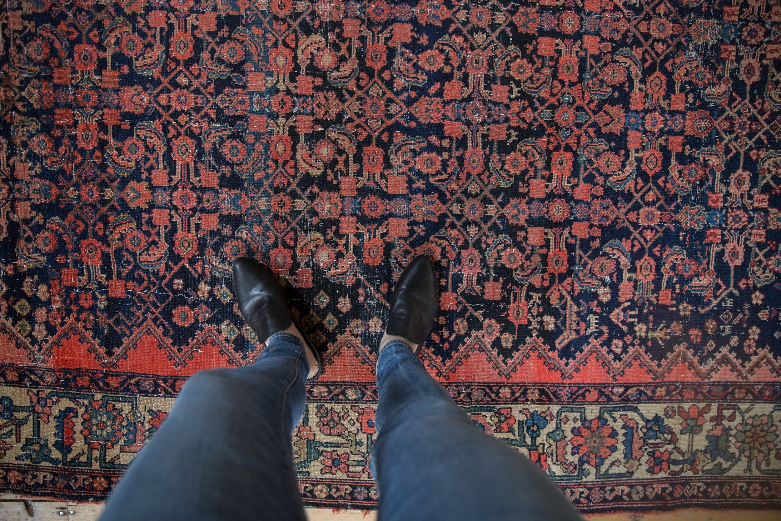 5.5x10 Vintage Malayer Carpet