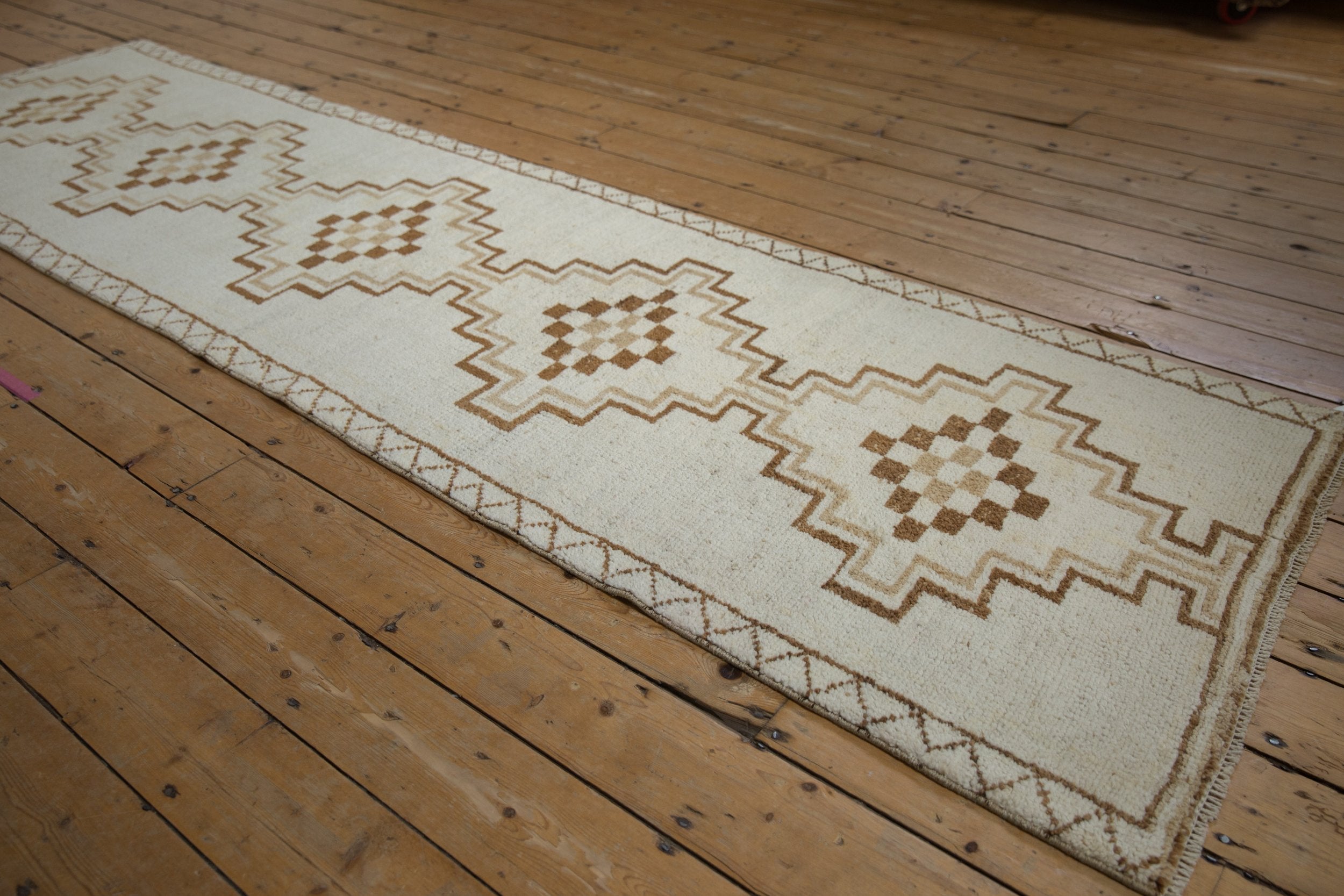 3x11 Vintage Distressed Kars Rug Runner