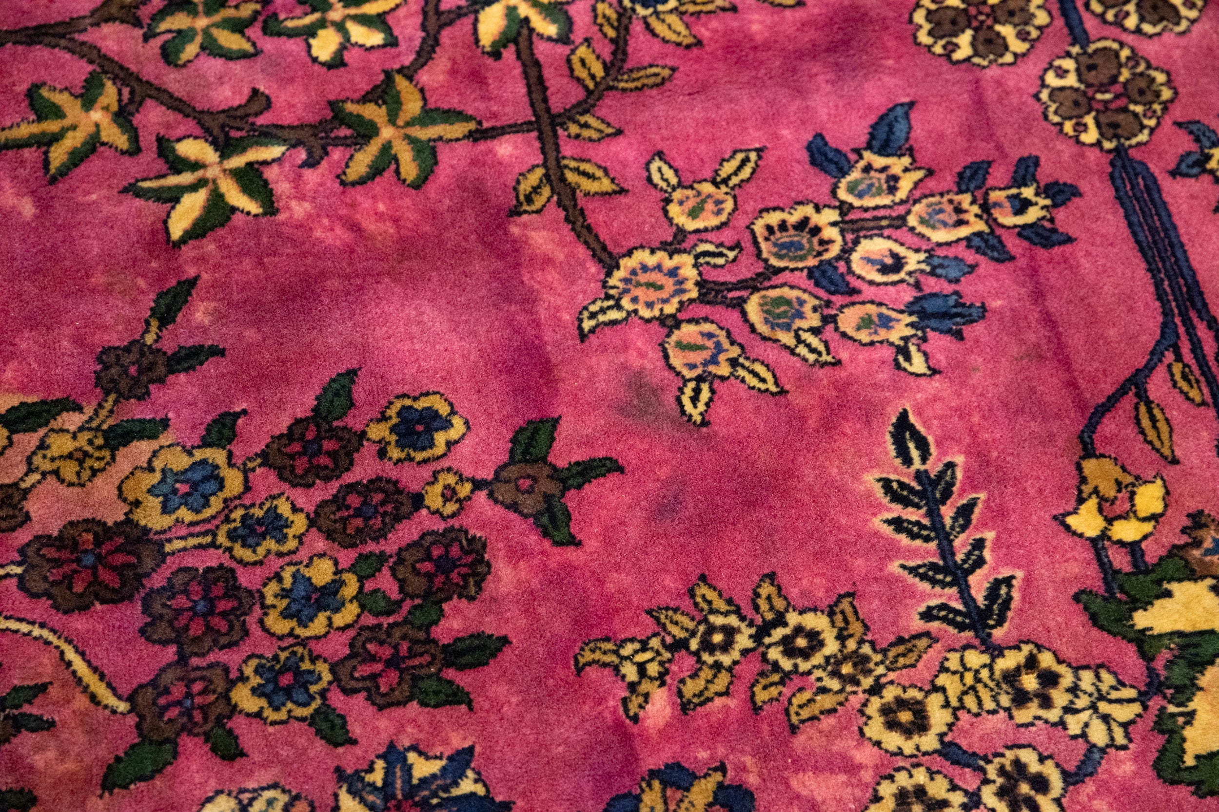 14.5x18.5 Vintage Meshed Carpet