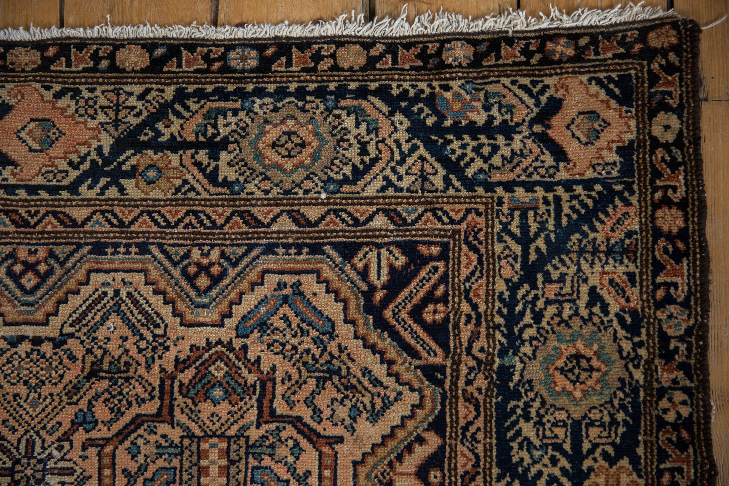 5x6 Vintage Fine Malayer Square Rug