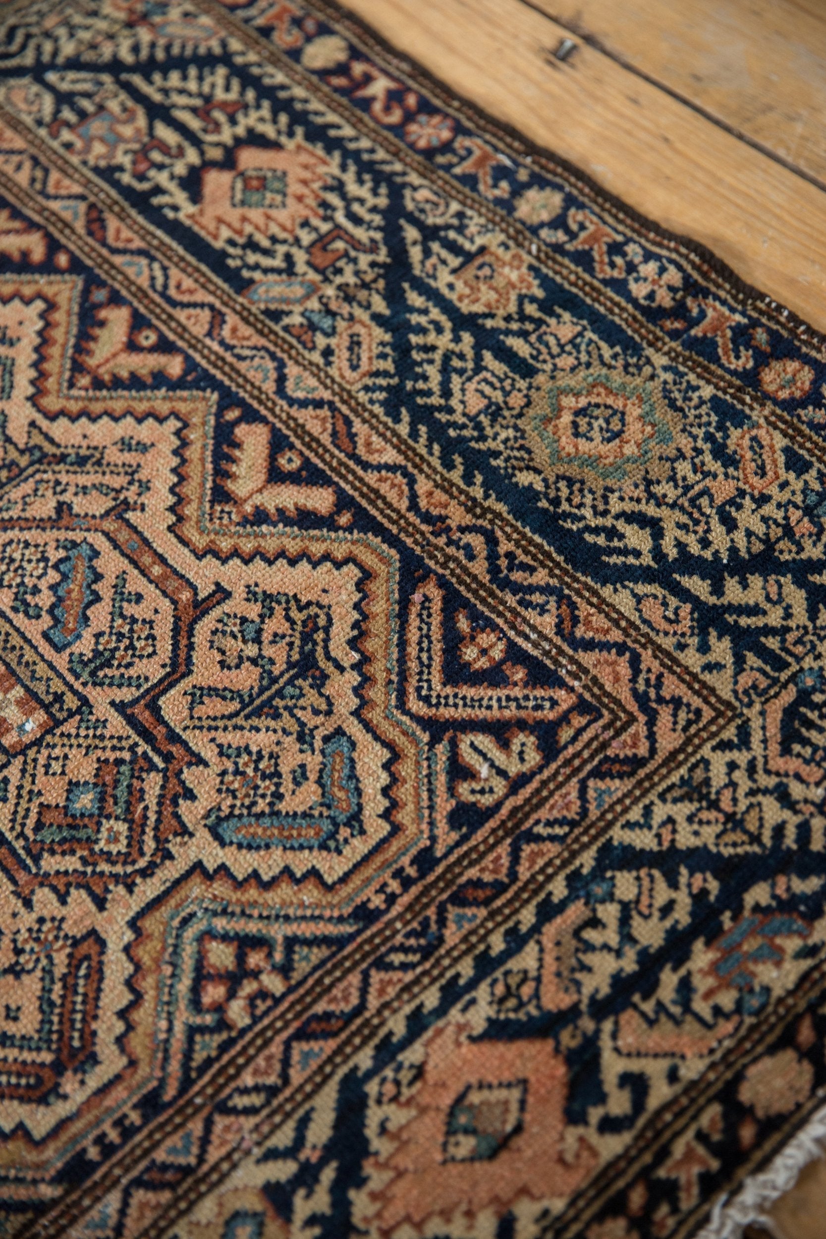 5x6 Vintage Fine Malayer Square Rug
